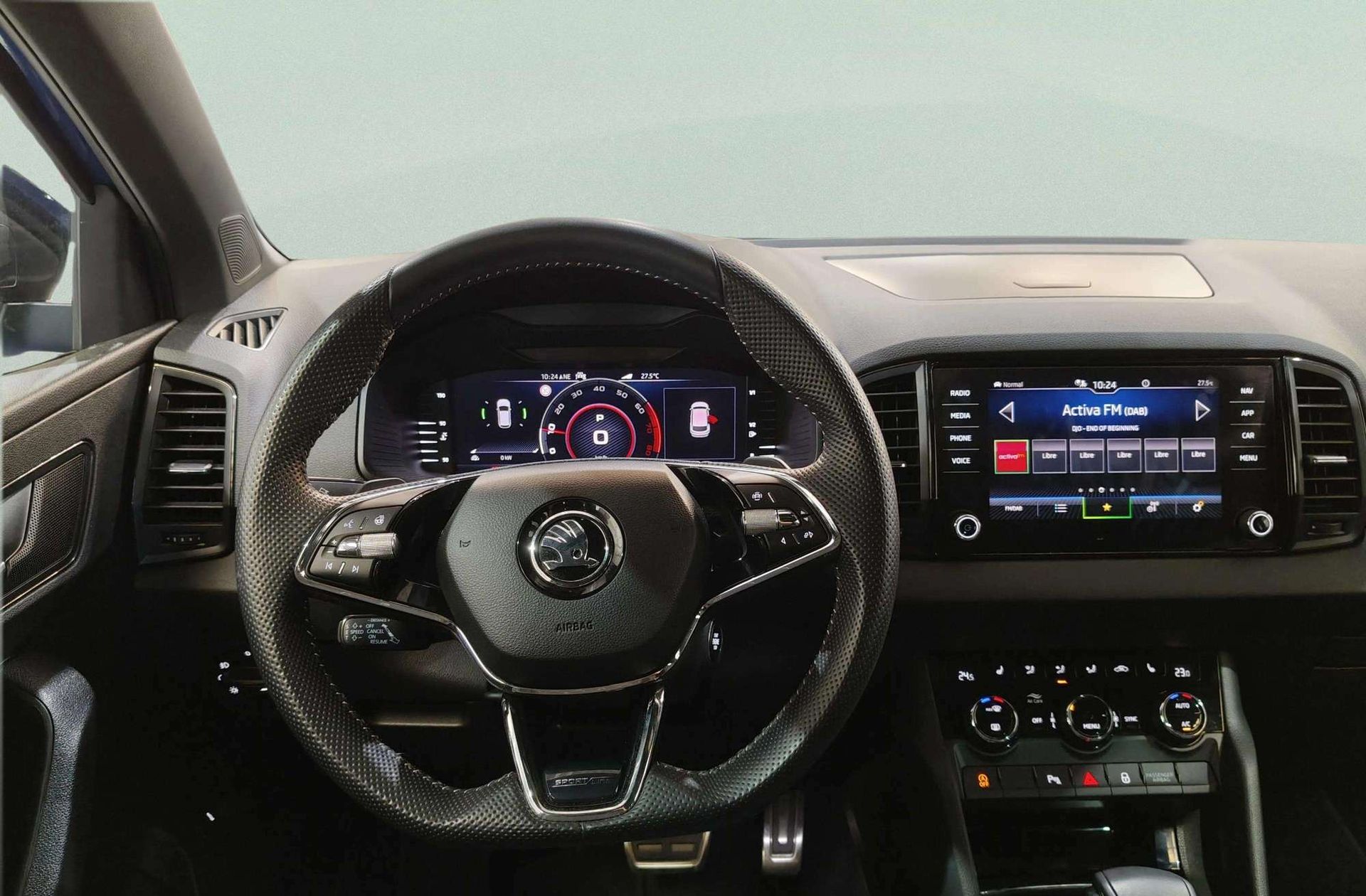 Škoda Karoq 1.5 TSI ACT Sportline DSG - foto 28