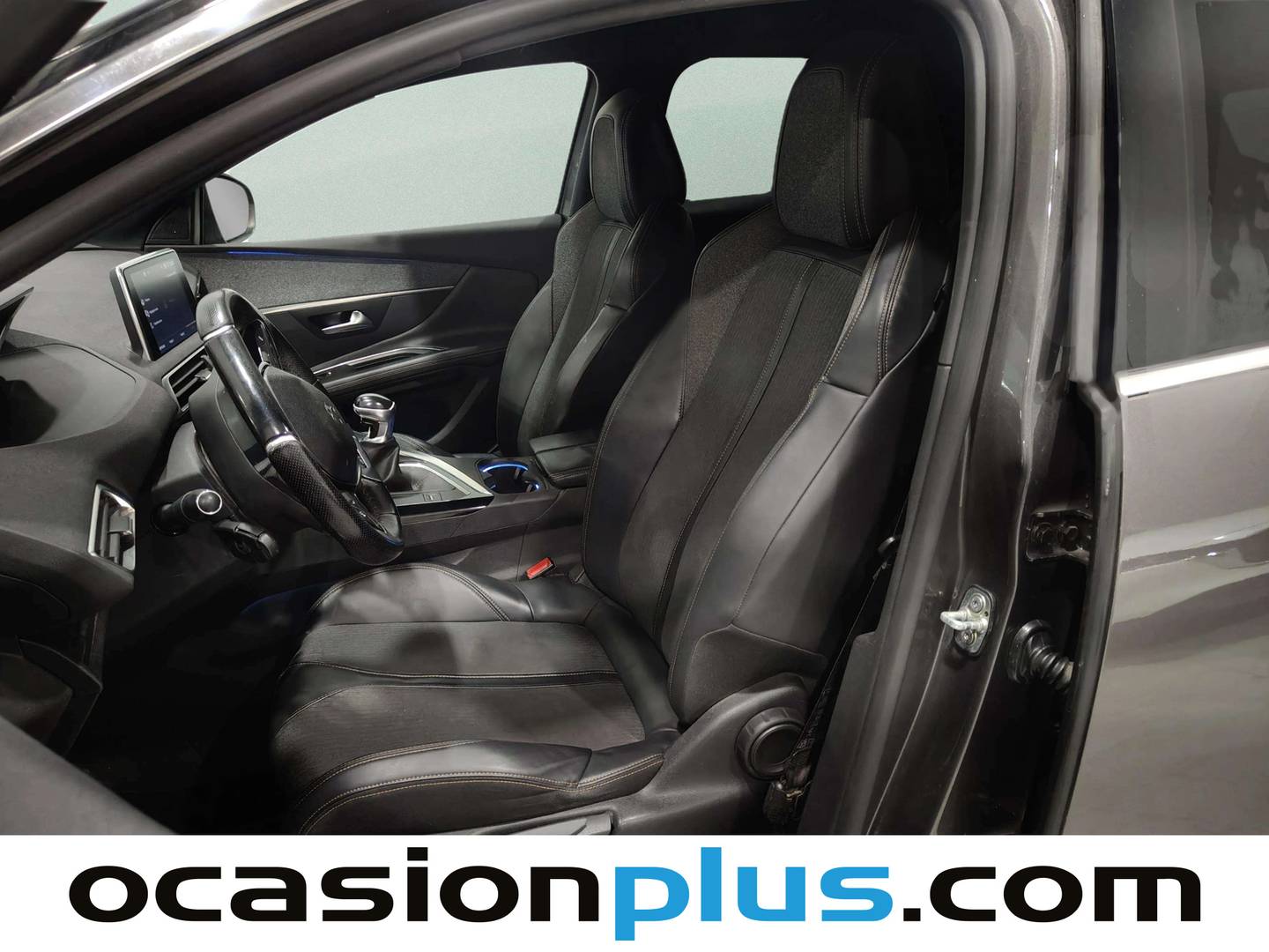 Foto asientos delanteros Peugeot 3008 Peugeot 3008 PureTech 130 S&S GT Line (130 CV)