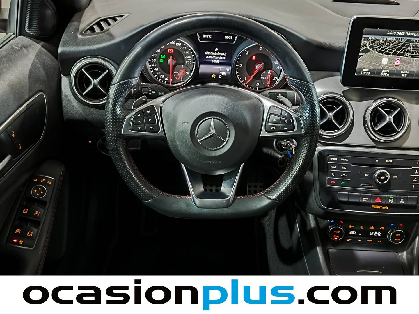 Foto Mercedes GLA Mercedes-Benz GLA GLA 200 d AMG Line (136 CV)