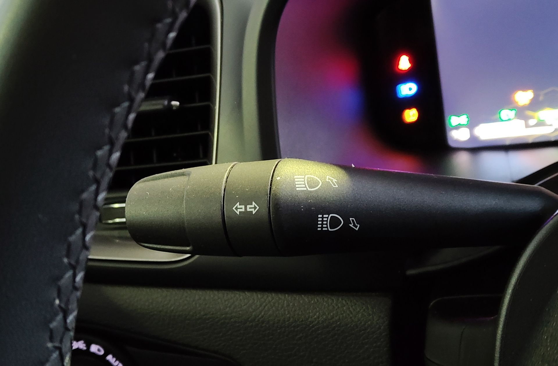 Jeep Renegade eHybrid 1.5 Altitude DCT - foto 25