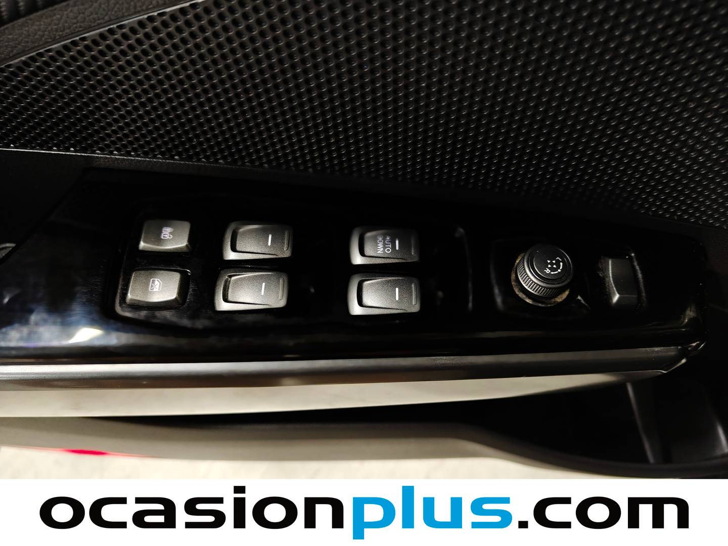 Foto SsangYong Tivoli Ssangyong Tivoli G12T Urban Plus (128 CV)