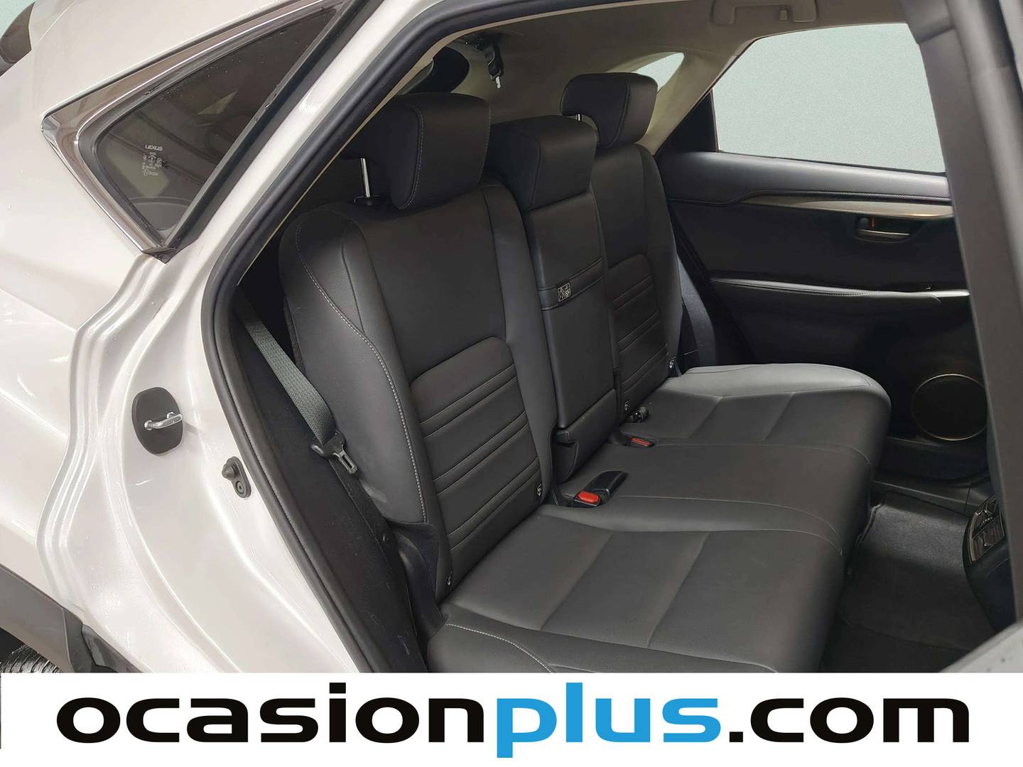 Foto Lexus NX Lexus NX 300h Premium 2WD (197 CV)