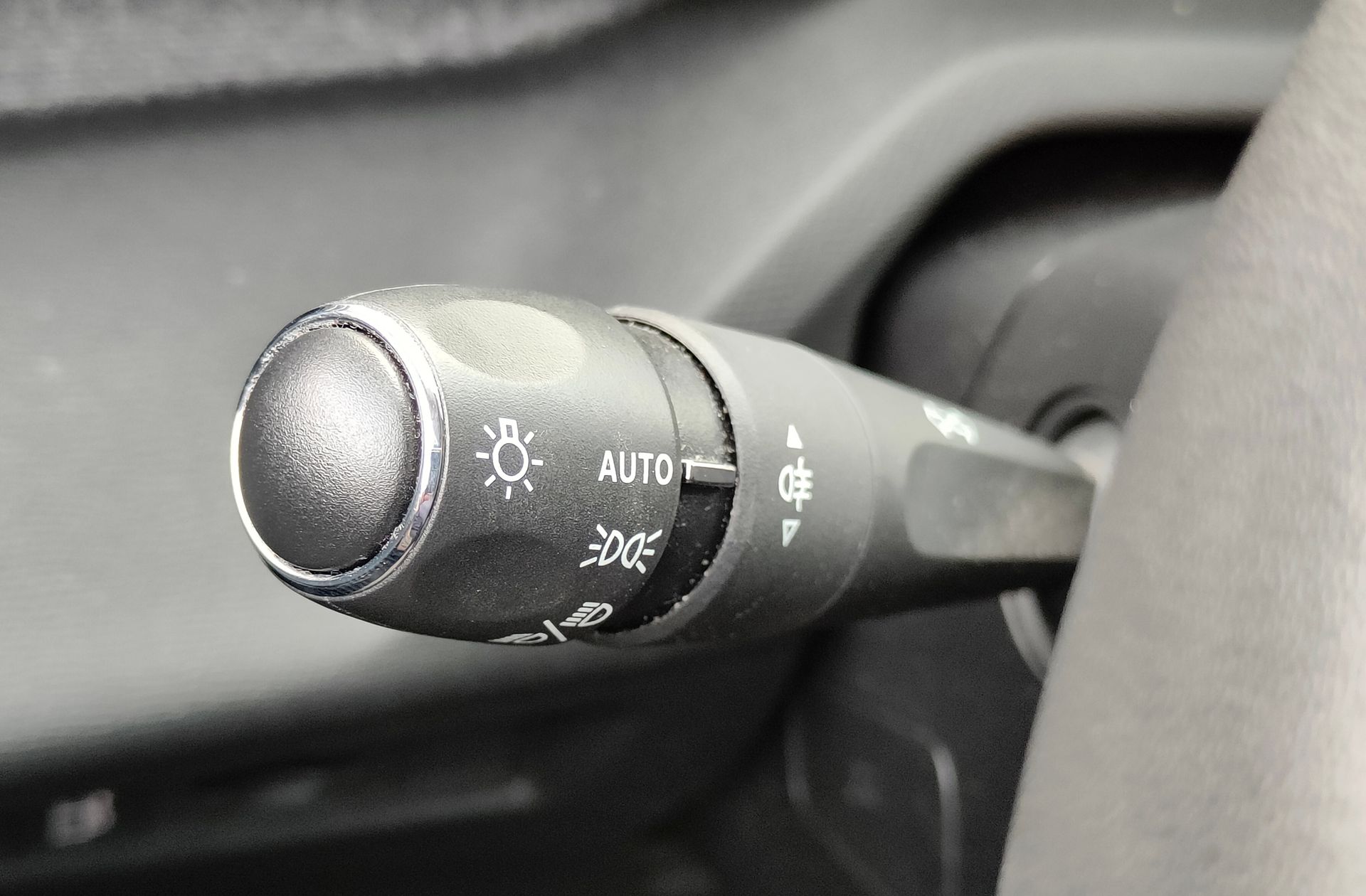 Peugeot 408 PHEV 180 Allure Pack e-EAT8 - foto 24