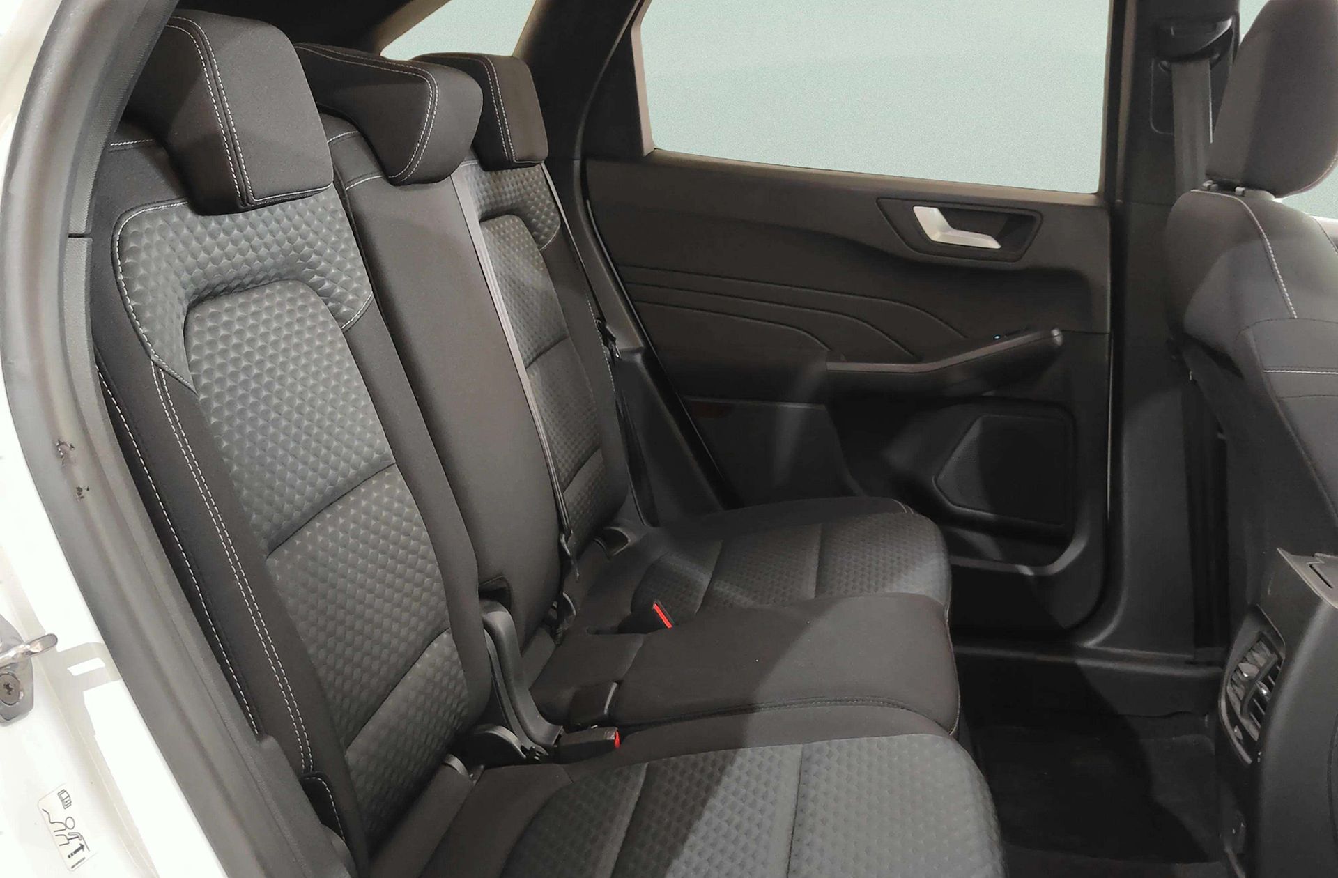 Ford Kuga 1.5 EcoBlue Trend - foto 21