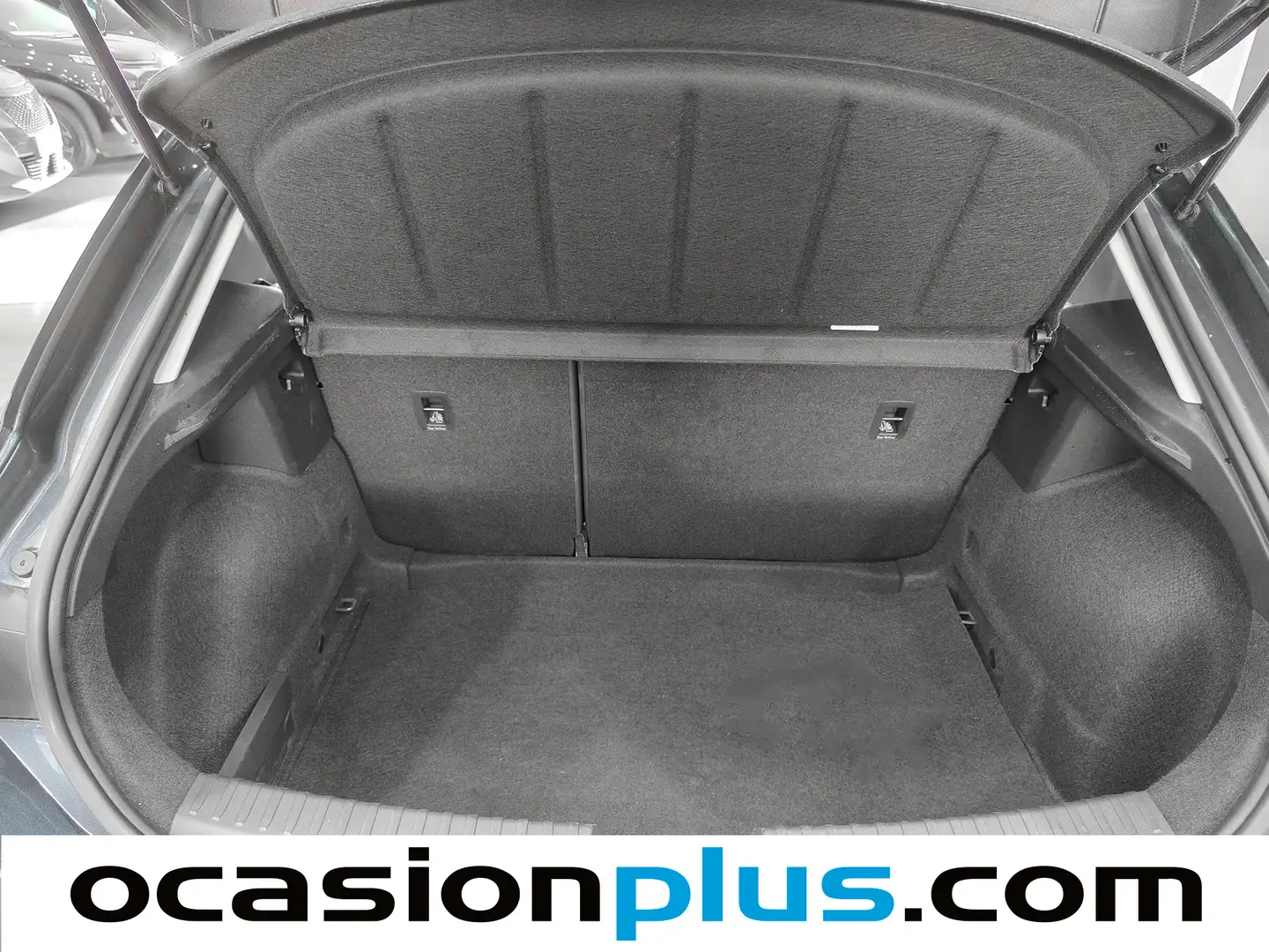 Foto Seat León SEAT León 1.5 TSI S&S Style 25 Aniversario (116 CV)