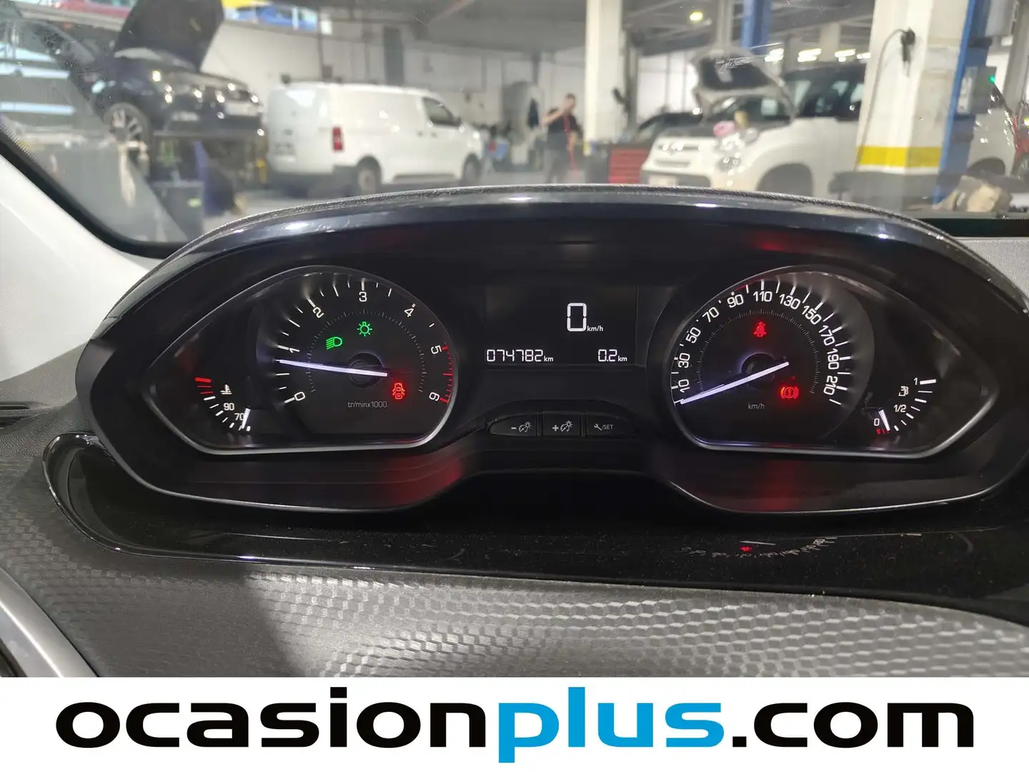 Foto Peugeot 2008 Peugeot 2008 BlueHDi 100 Style (100 CV)