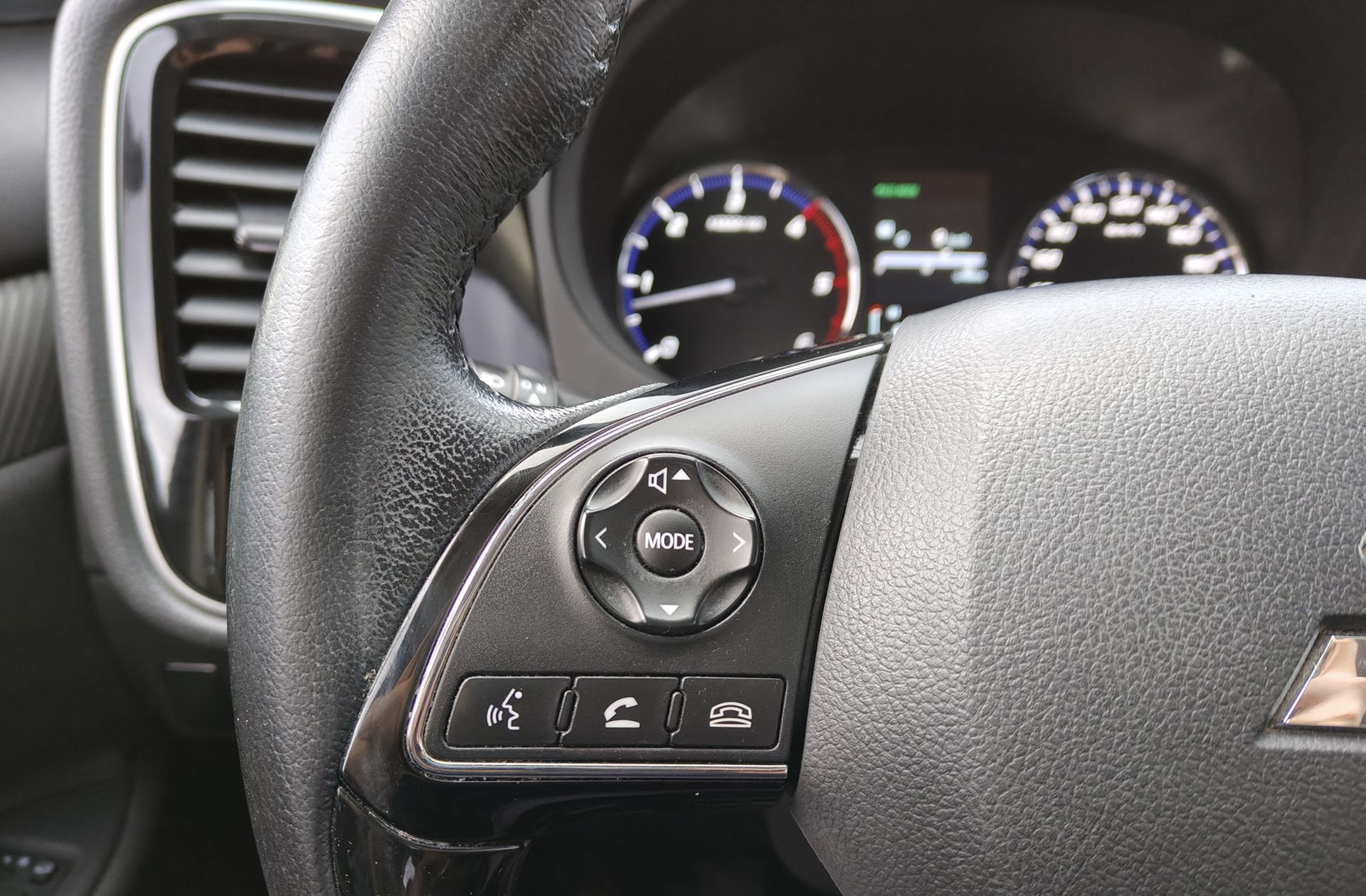 Mitsubishi Outlander 220 DI-D Motion 2WD - foto 22