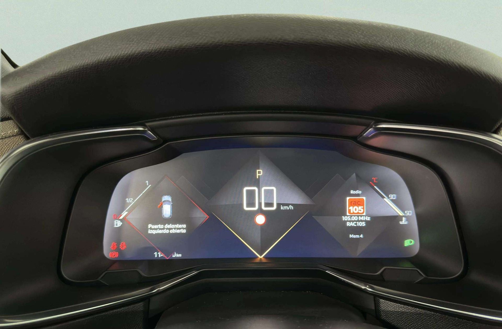 DS 7 Crossback BlueHDi 180 So Chic - foto 31