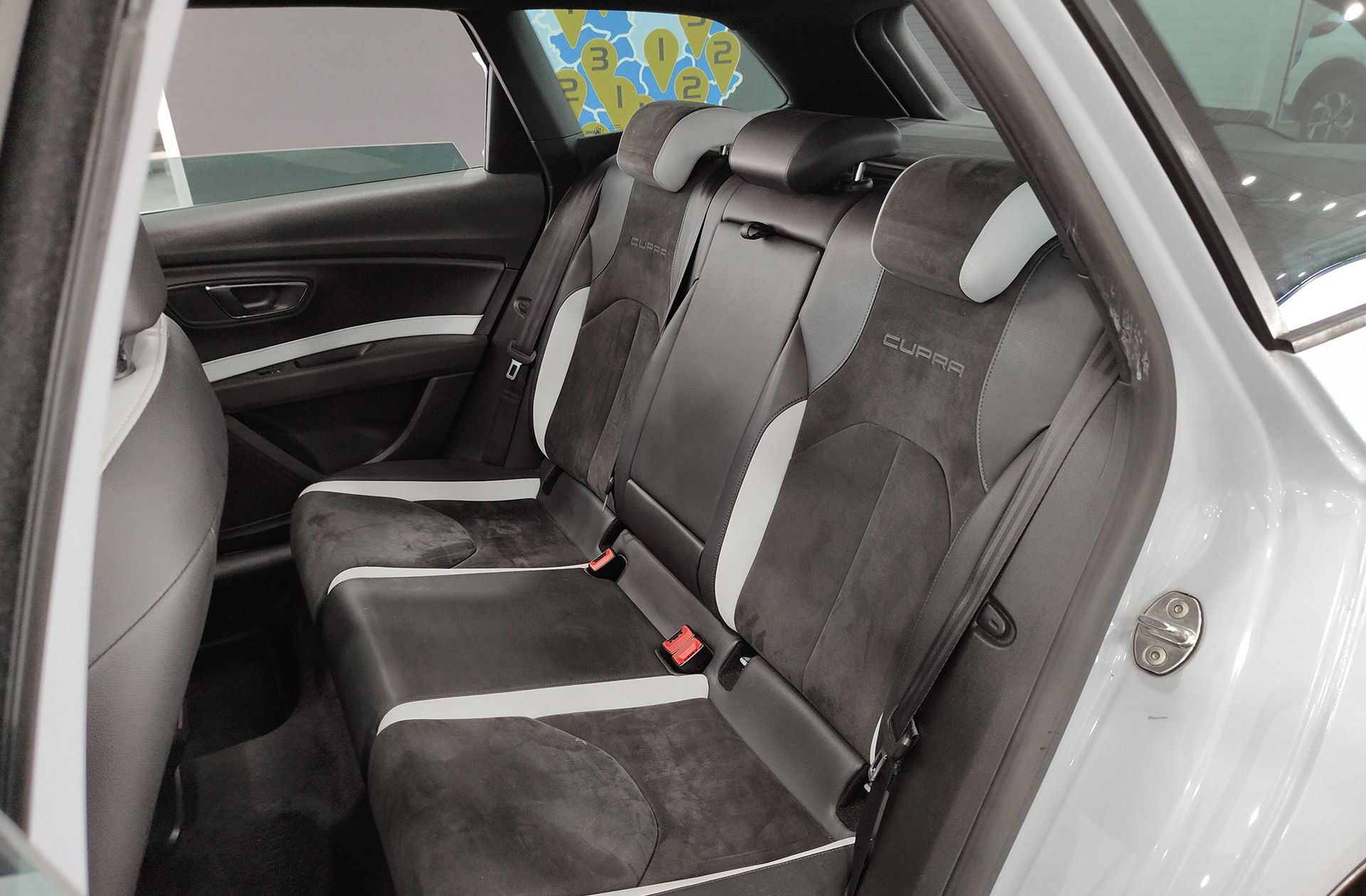 SEAT León ST 2.0 TSI Cupra DSG - foto 14