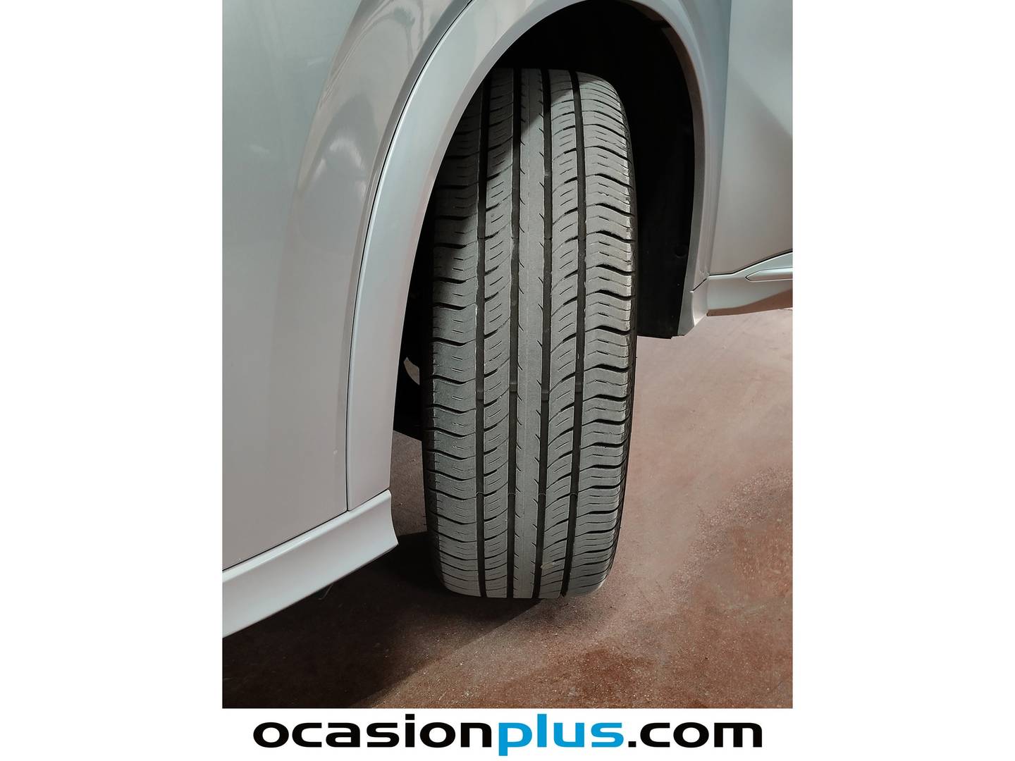 DFSK E5 DFSK E5 1.5 PHEV Intelligent (217 CV) 7 Plazas de segunda mano