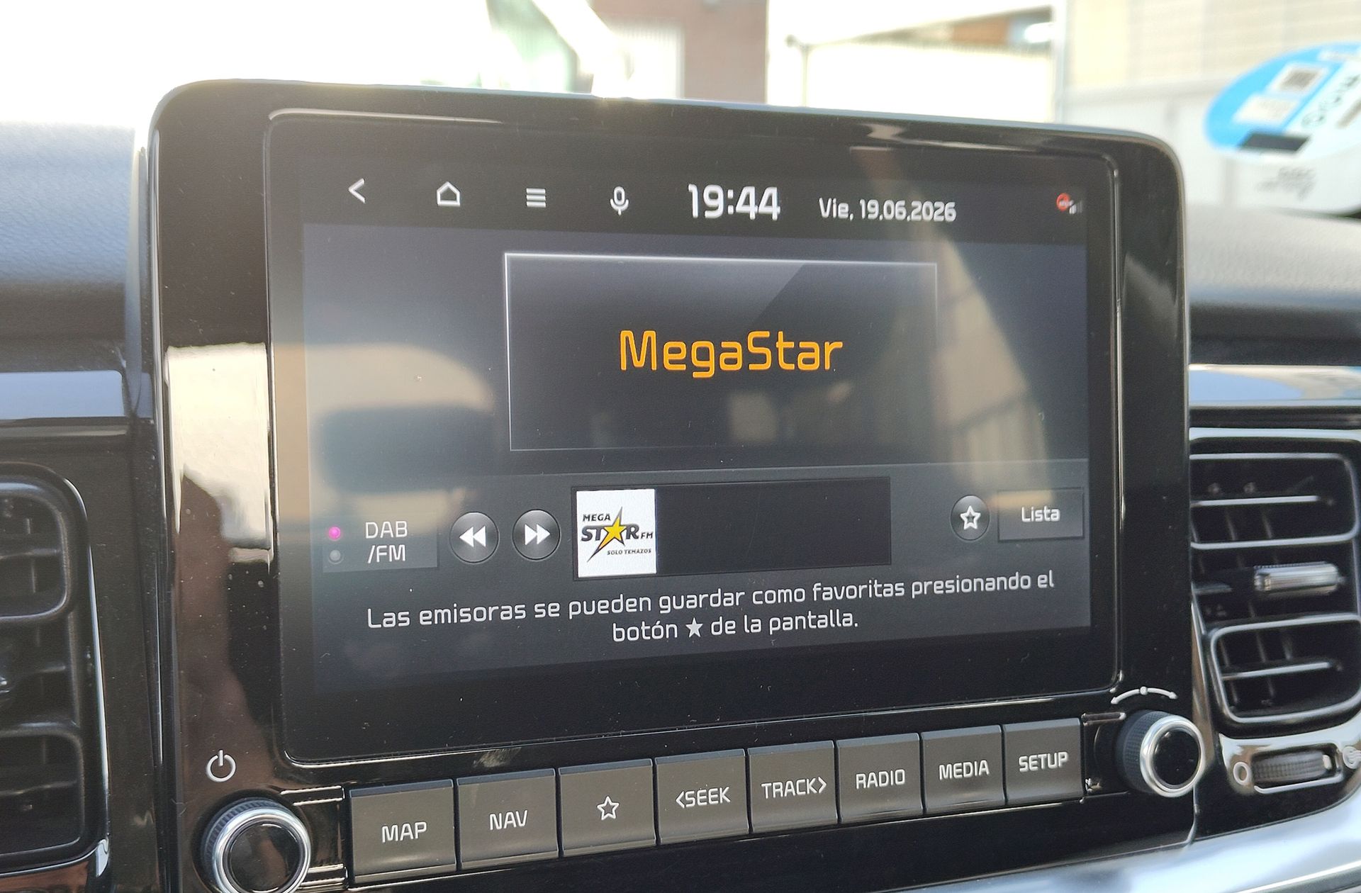Kia Stonic 1.0 T-GDi MHEV Drive iMT - foto 33