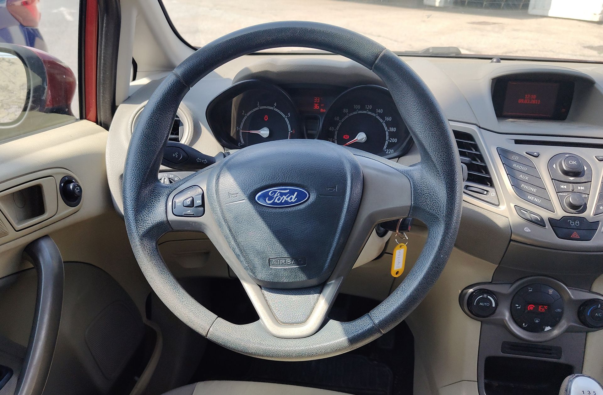 Ford Fiesta 1.25 Trend - foto 19