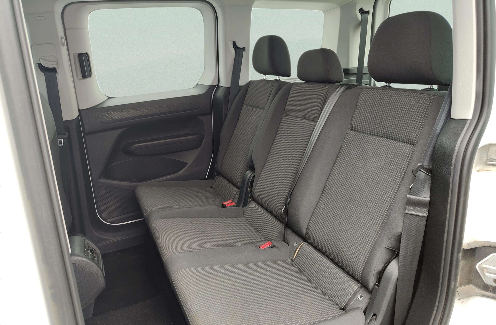 Volkswagen Caddy Origin 2.0 TDI DSG - foto 11