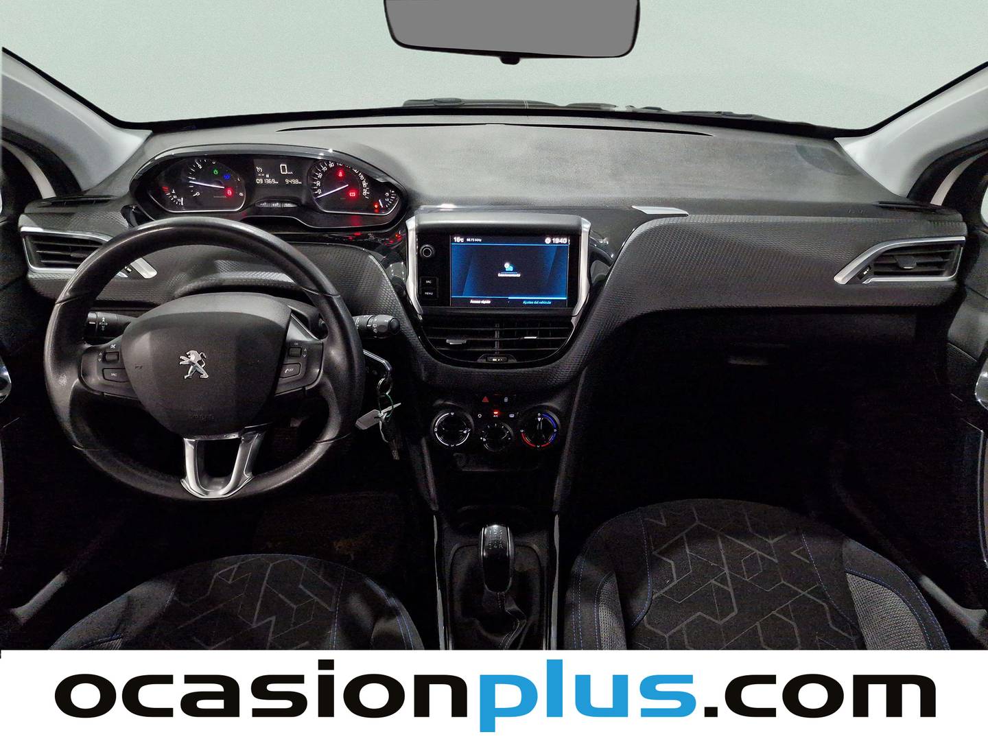 Foto Peugeot 2008 Peugeot 2008 BlueHDi 100 Signature  (100 CV)