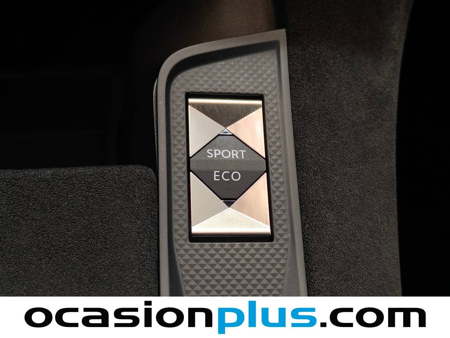 DS DS 7 Crossback DS DS7 Crossback BlueHDi 130 DE Performance Line AT (130 CV) 130cv