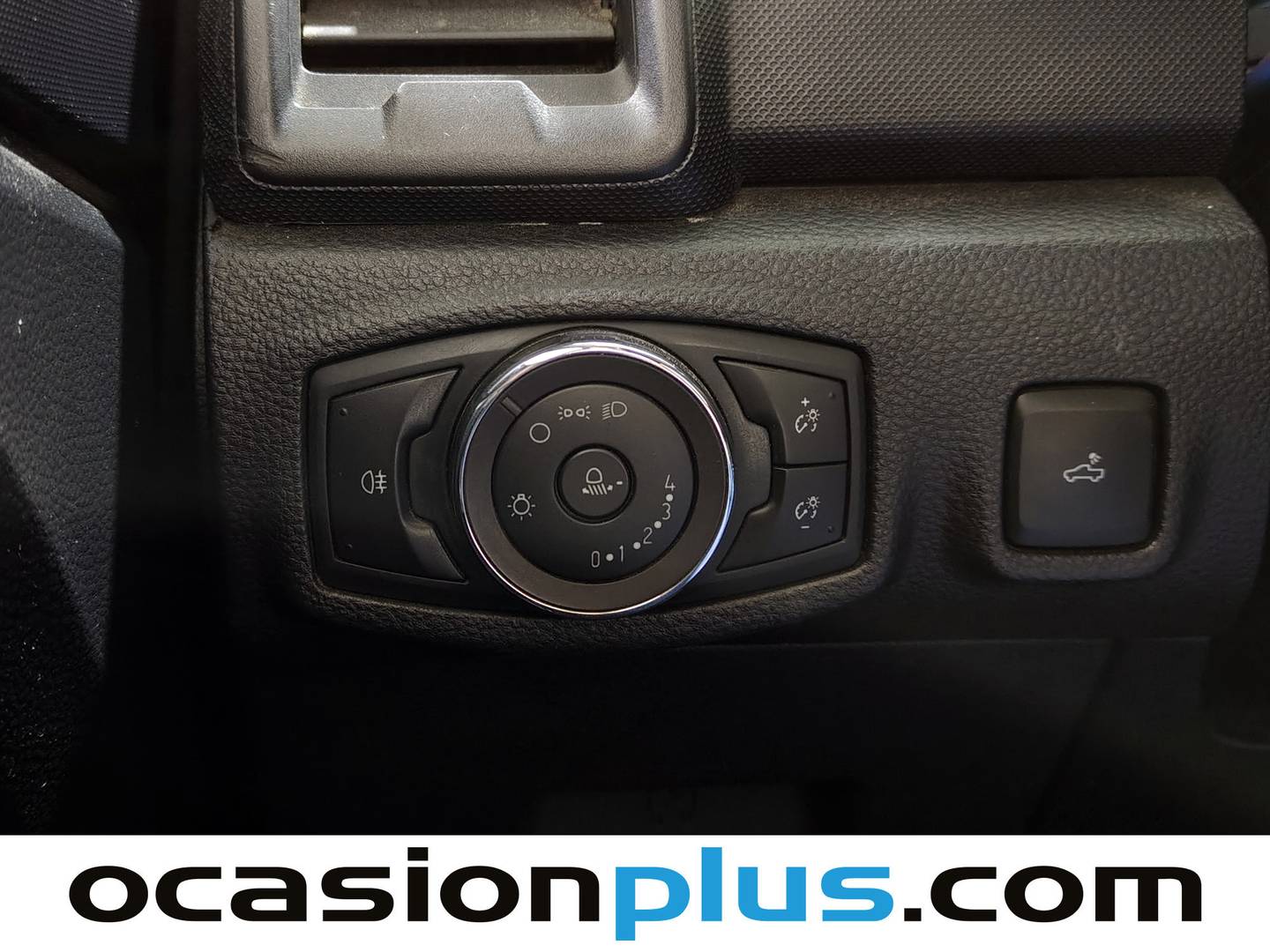 Equipamiento del Ford Ranger Ford Ranger 2.0 TDCI S&S Doble Cabina XL 4x4 (170 CV)