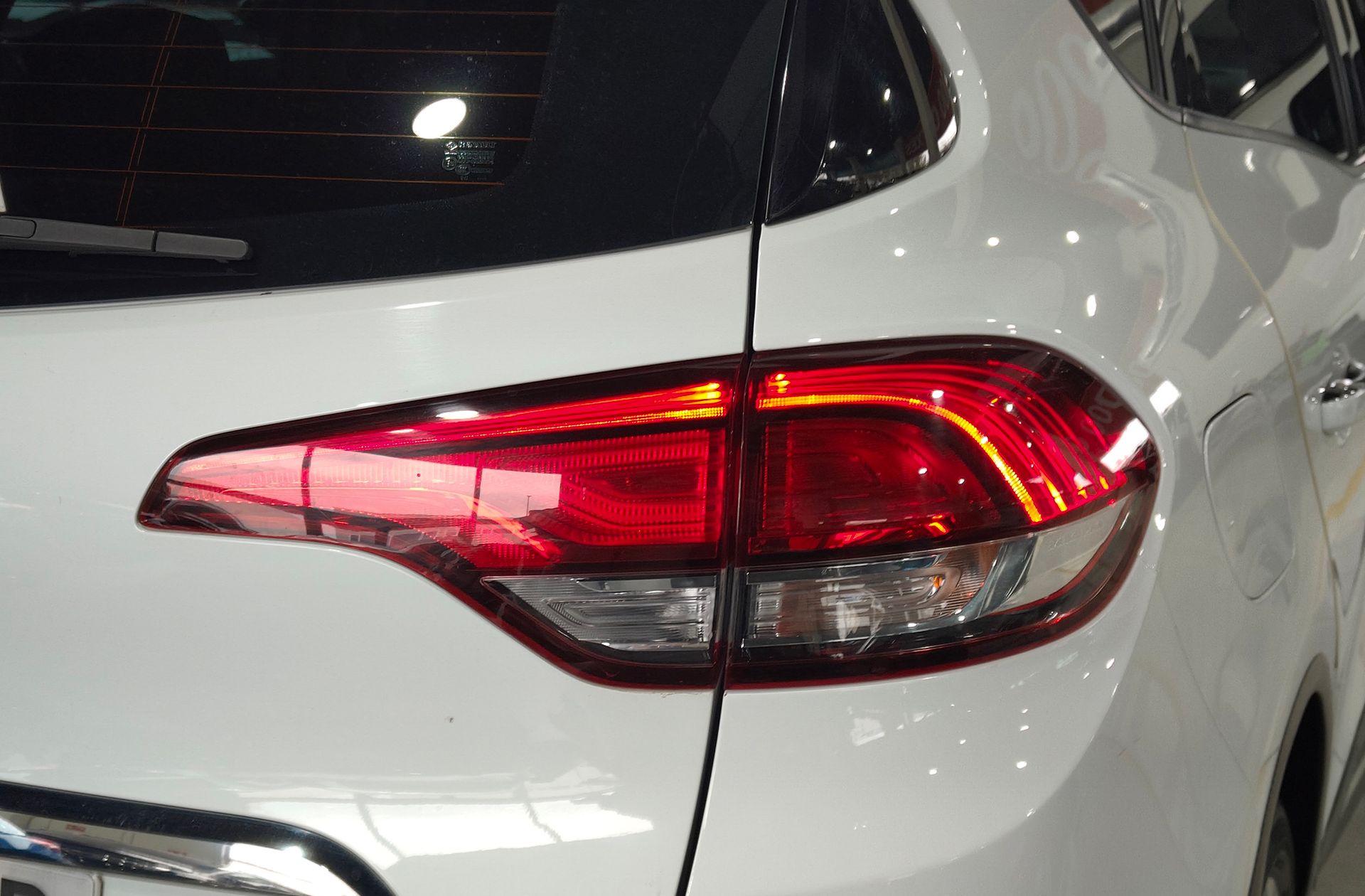 Renault Scénic Zen TCe GPF EDC - foto 15