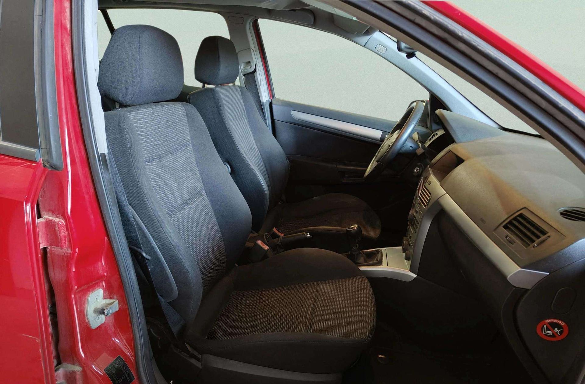 Opel Astra 1.6 Sport - foto 13