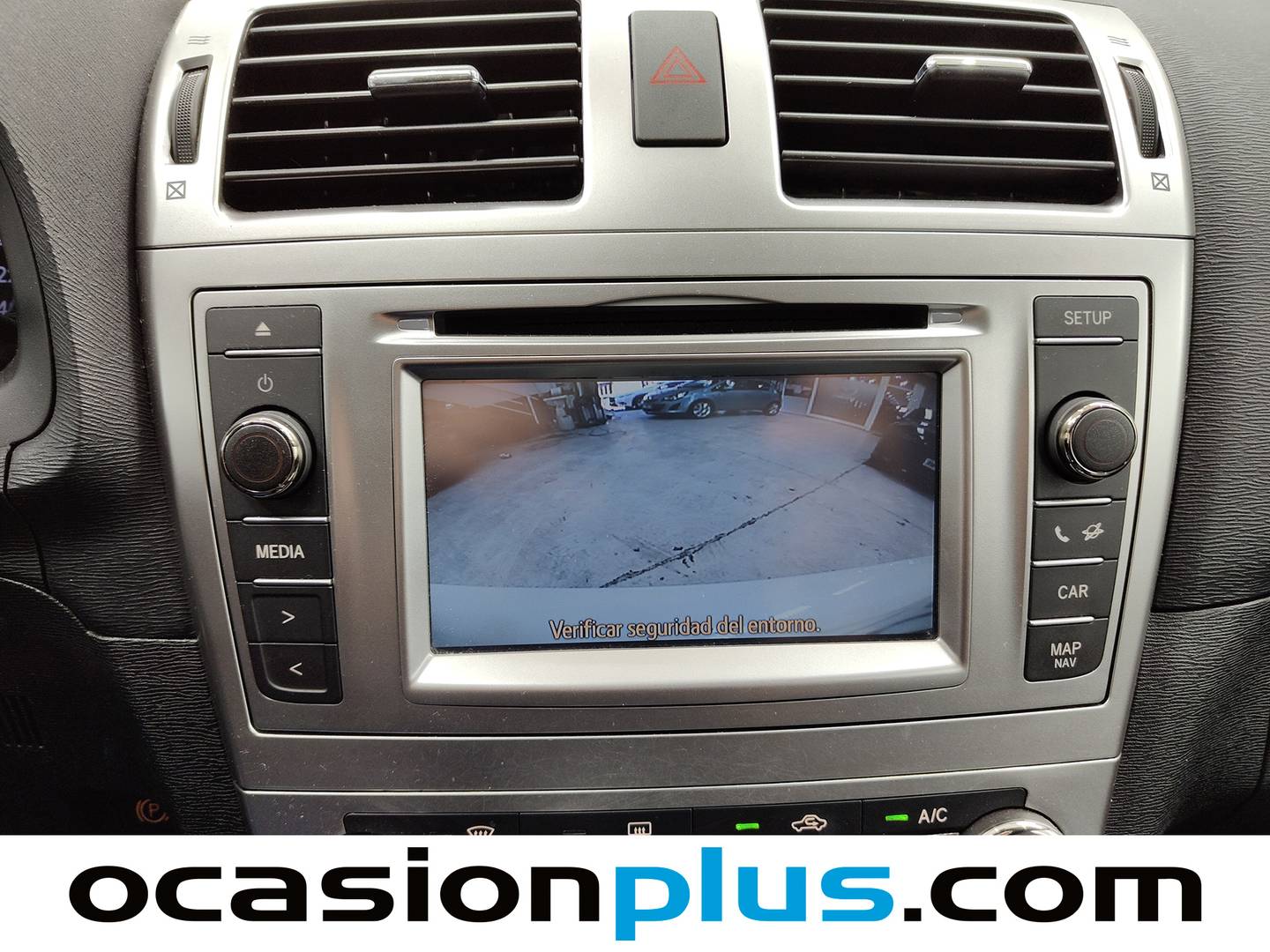 Equipamiento del Toyota Avensis Toyota Avensis 140 Advance (147 CV)