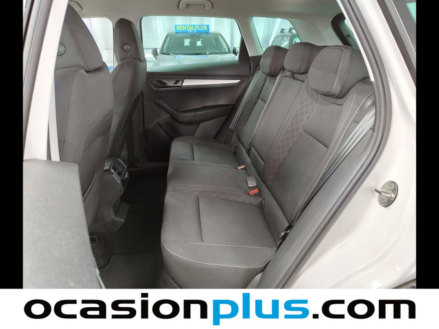 Foto Skoda Karoq Skoda Karoq 1.5 TSI ACT Ambition DSG (150 CV)