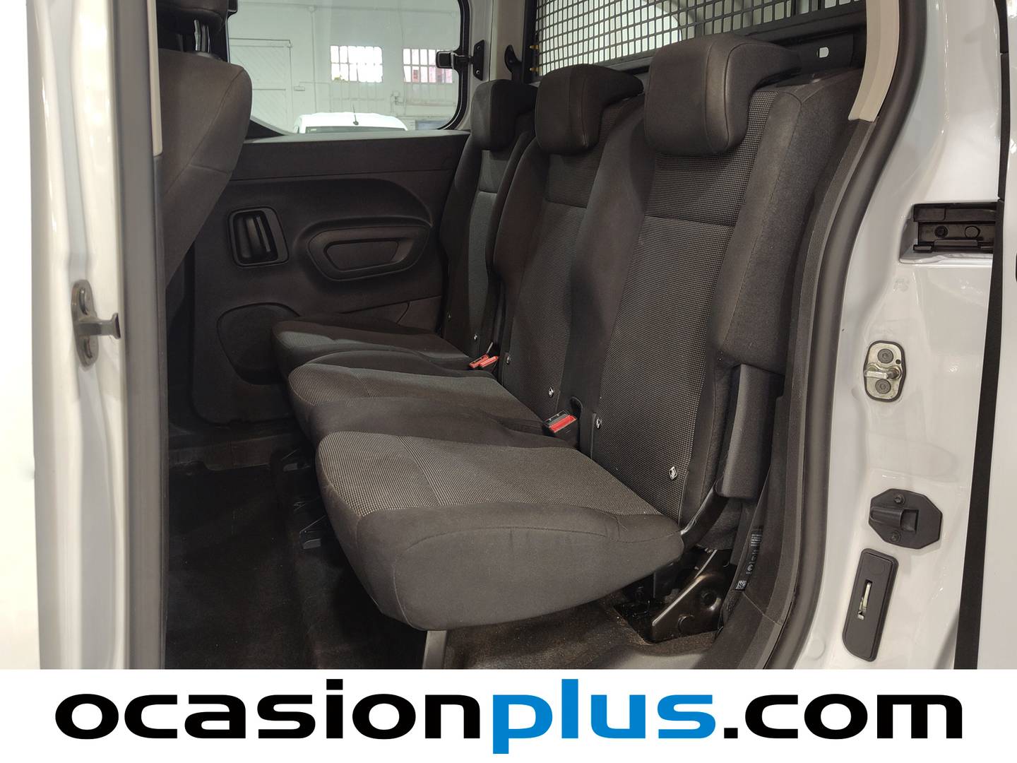 Foto asientos traseros Citroën Berlingo Citroën Berlingo BlueHDi 100 S&S Talla M Live Pack Business  (102 CV)