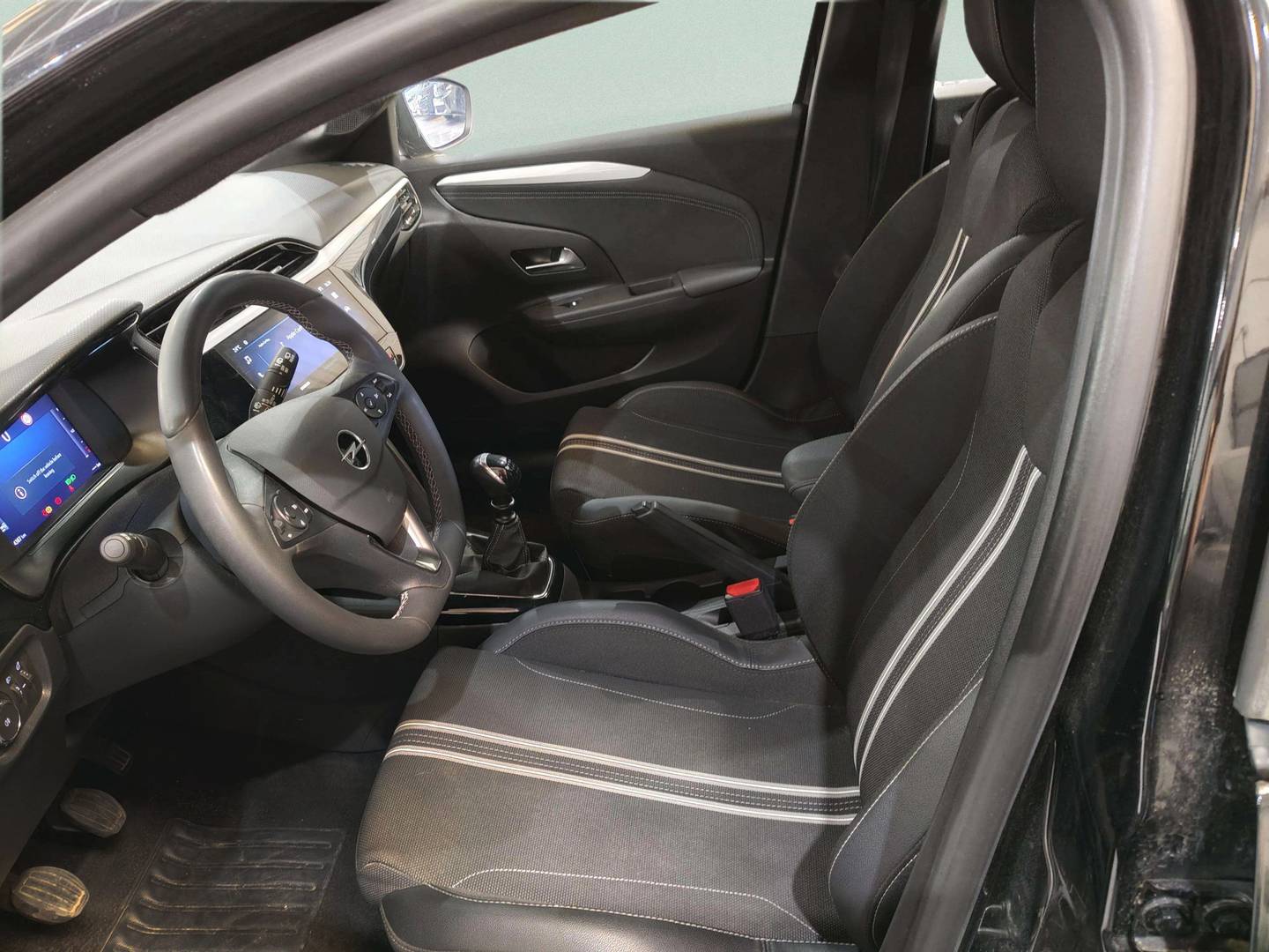 Foto asientos delanteros Opel Corsa Opel Corsa 1.2 T XHL GS (100 CV)