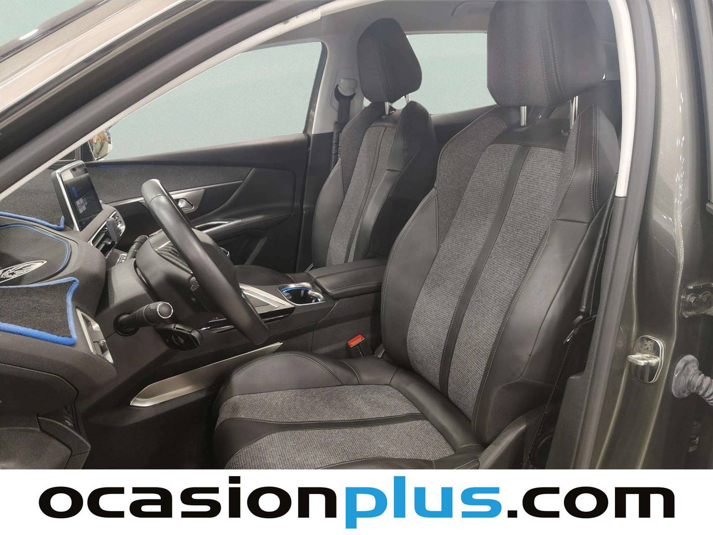 Foto asientos delanteros Peugeot 3008 Peugeot 3008 PureTech 130 S&S Allure (130 CV)