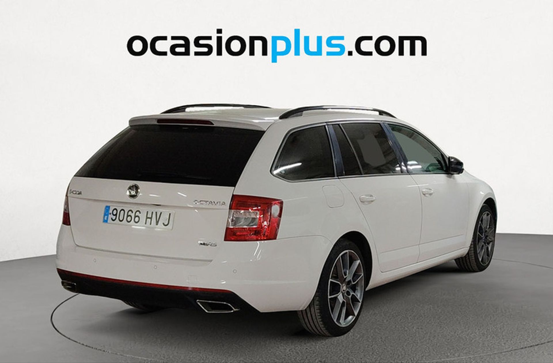 Škoda Octavia Combi 2.0 TDI RS DSG - foto 4