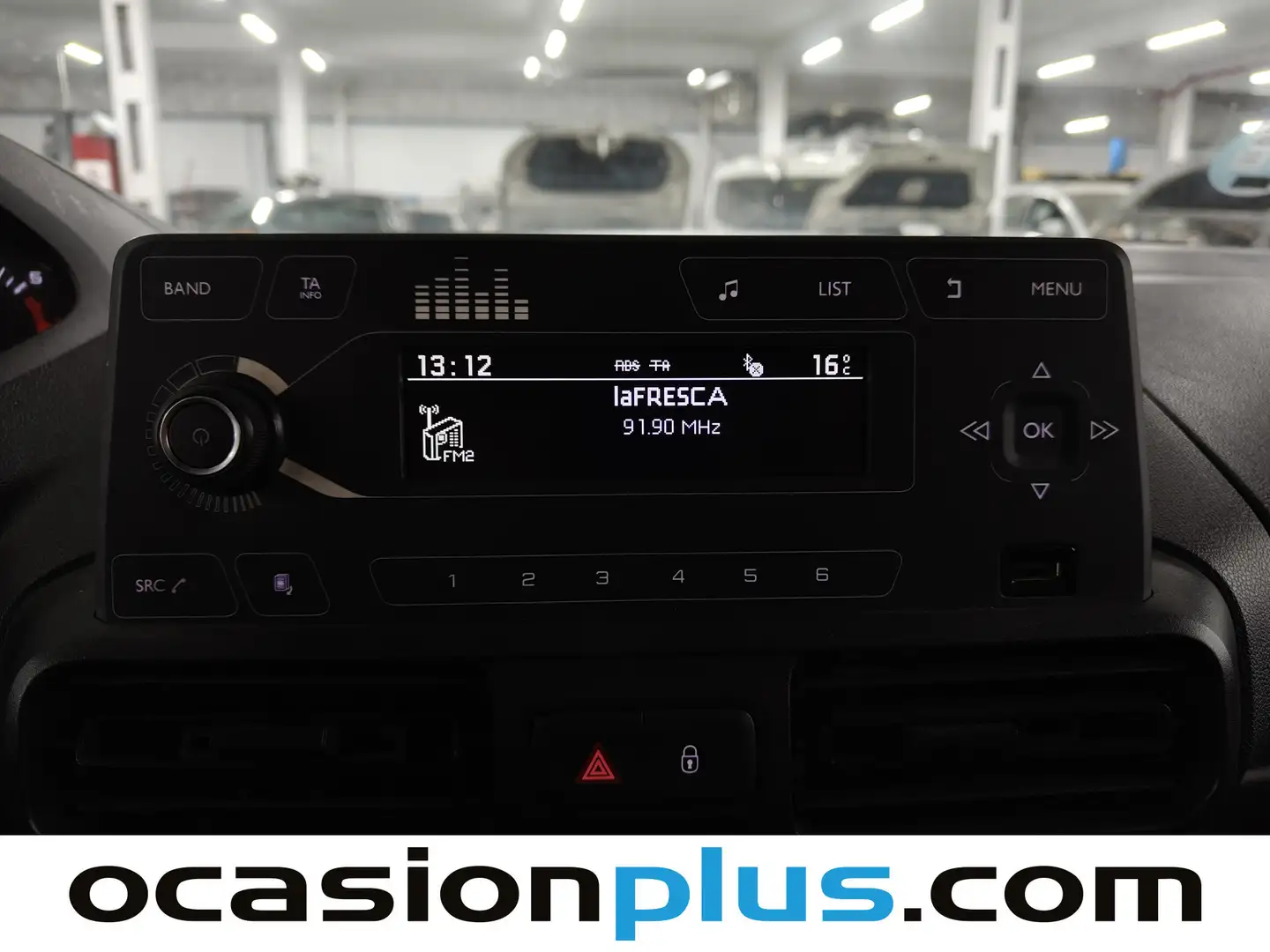 Foto Peugeot Partner Peugeot Partner BlueHDi 100 S&S Pro Standard 600kg (98 CV)