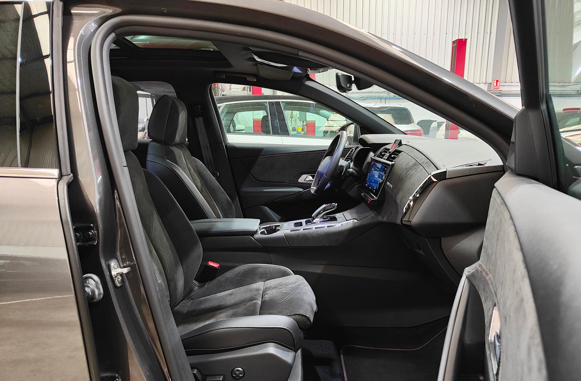 DS 7 Crossback E-Tense 300 Performance Line+ 4WD - foto 22