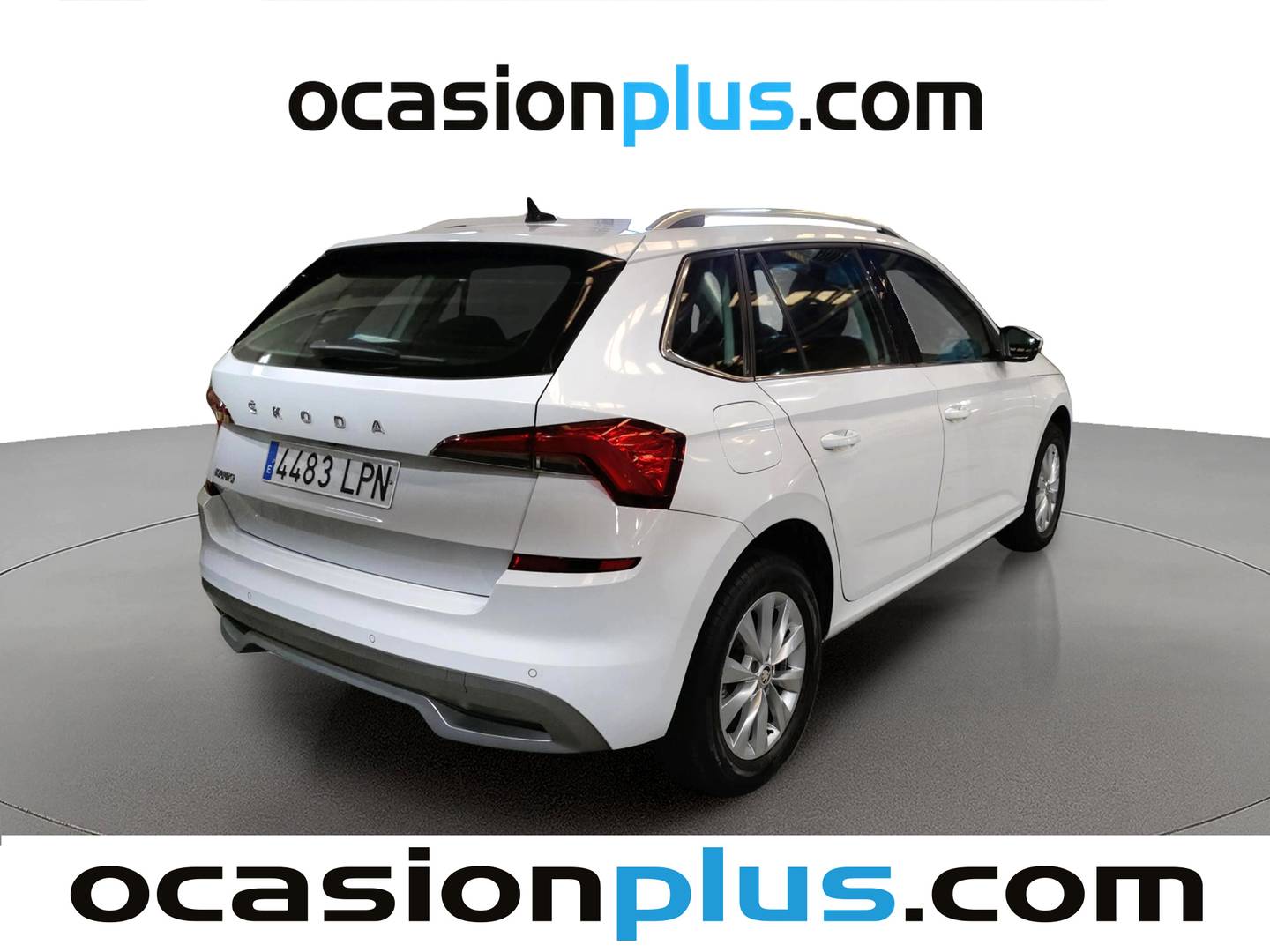 Foto trasera Skoda Kamiq Skoda Kamiq 1.0 TSI Ambition (110 CV) derecha