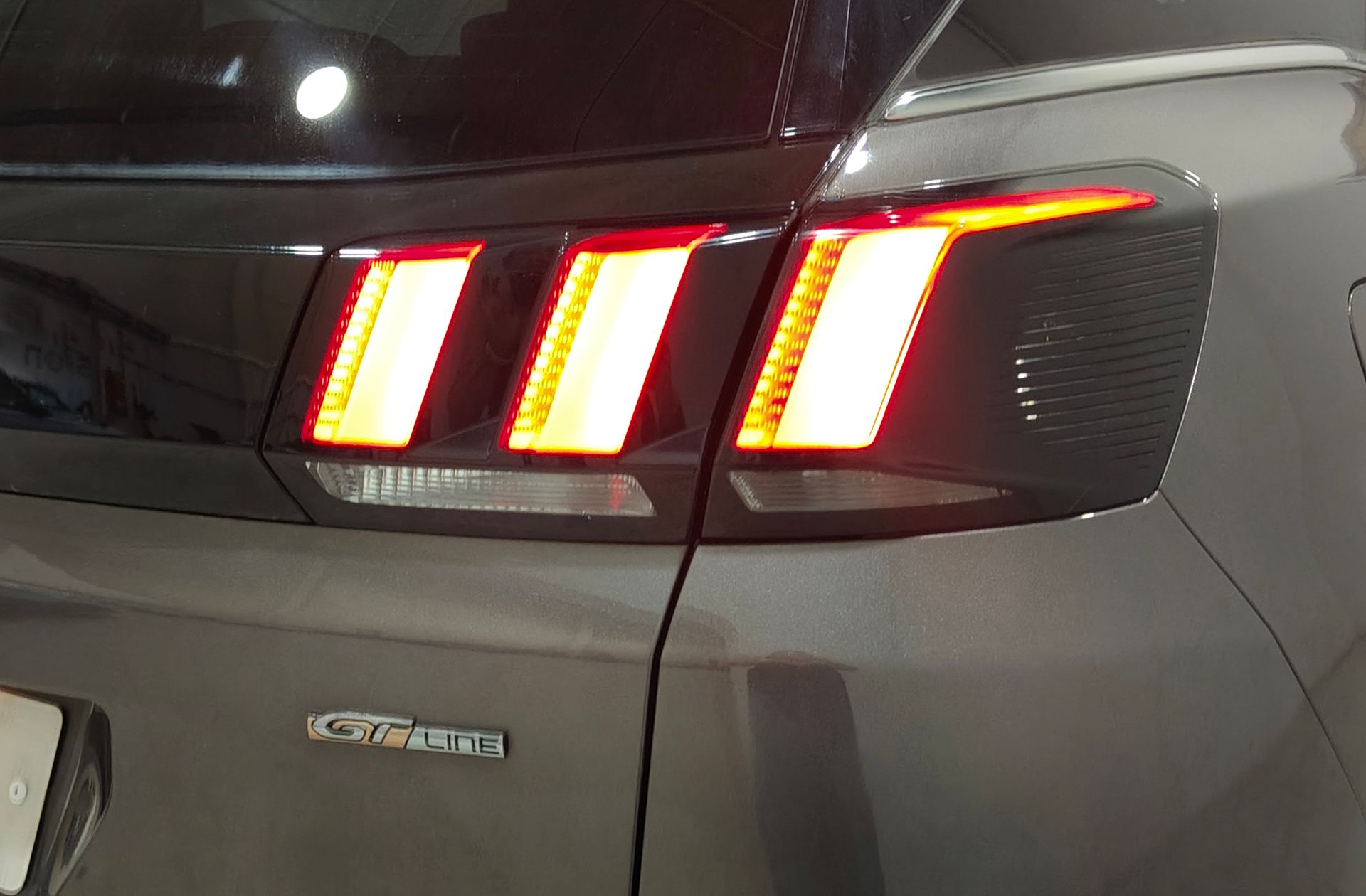 Peugeot 3008 PureTech 130 GT Line - foto 19