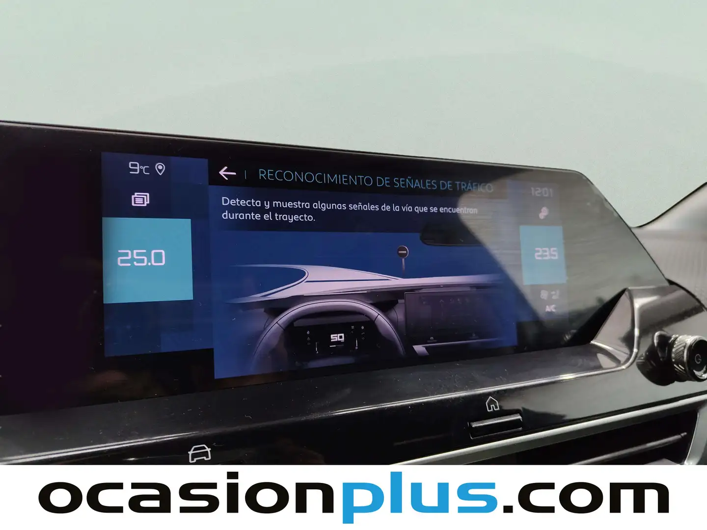 Foto Citroën ë-C4 Citroen ë-C4 eléctrico 50kWh Shine (136 CV)