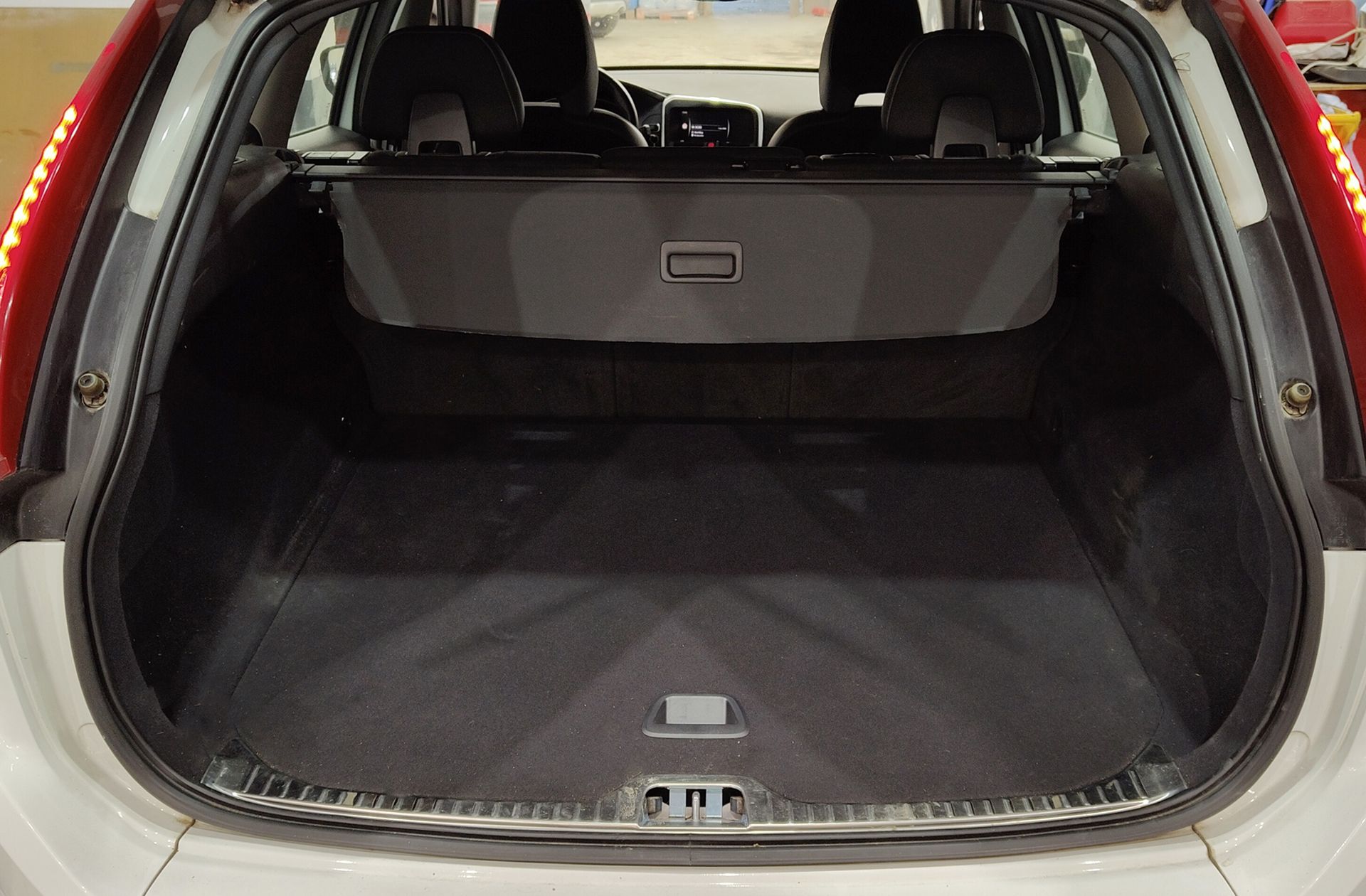 Volvo XC60 D4 Momentum - foto 16