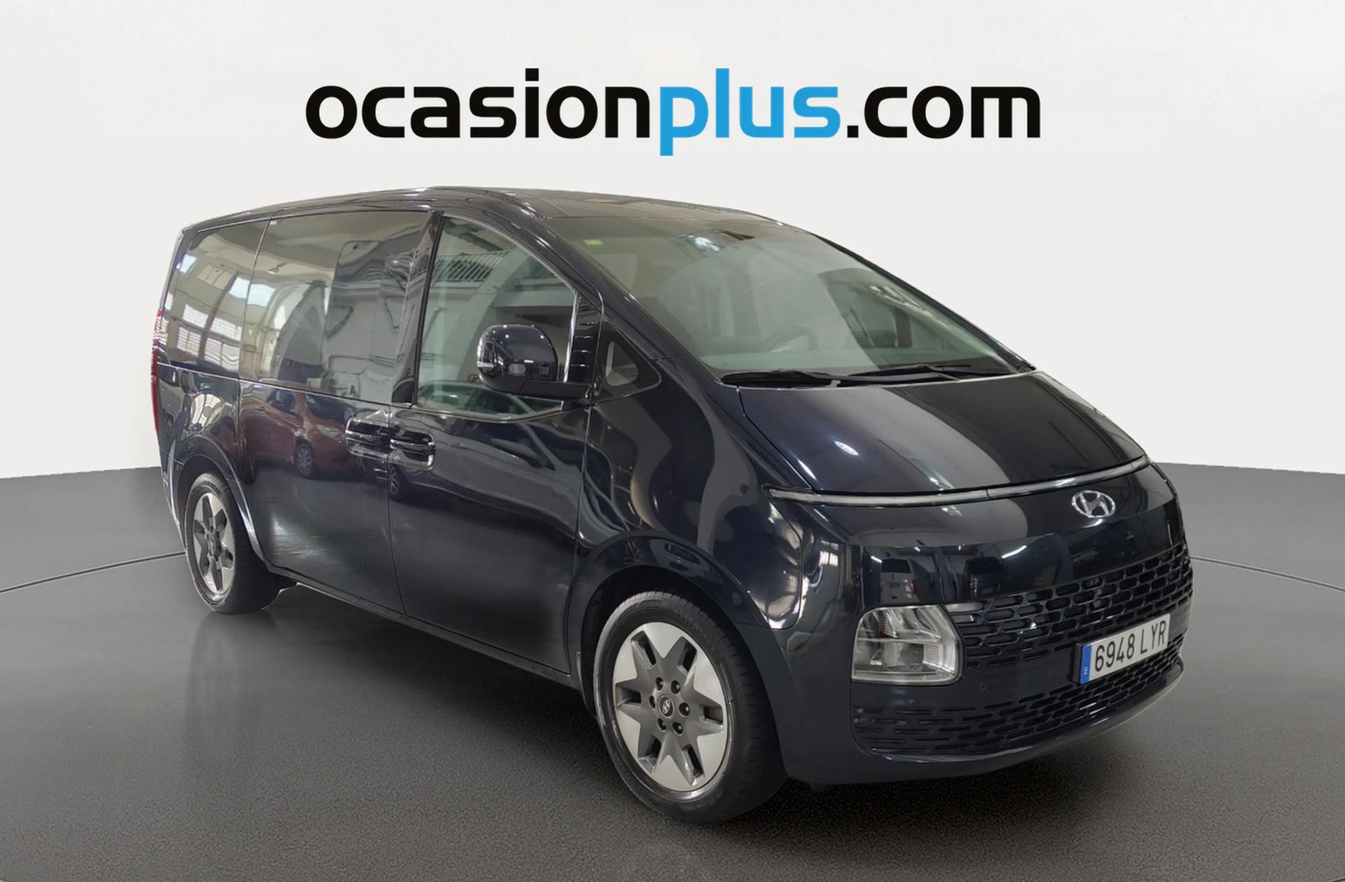 Hyundai Staria 2.2 CRDi Maxx 9S 9 plazas - foto 2