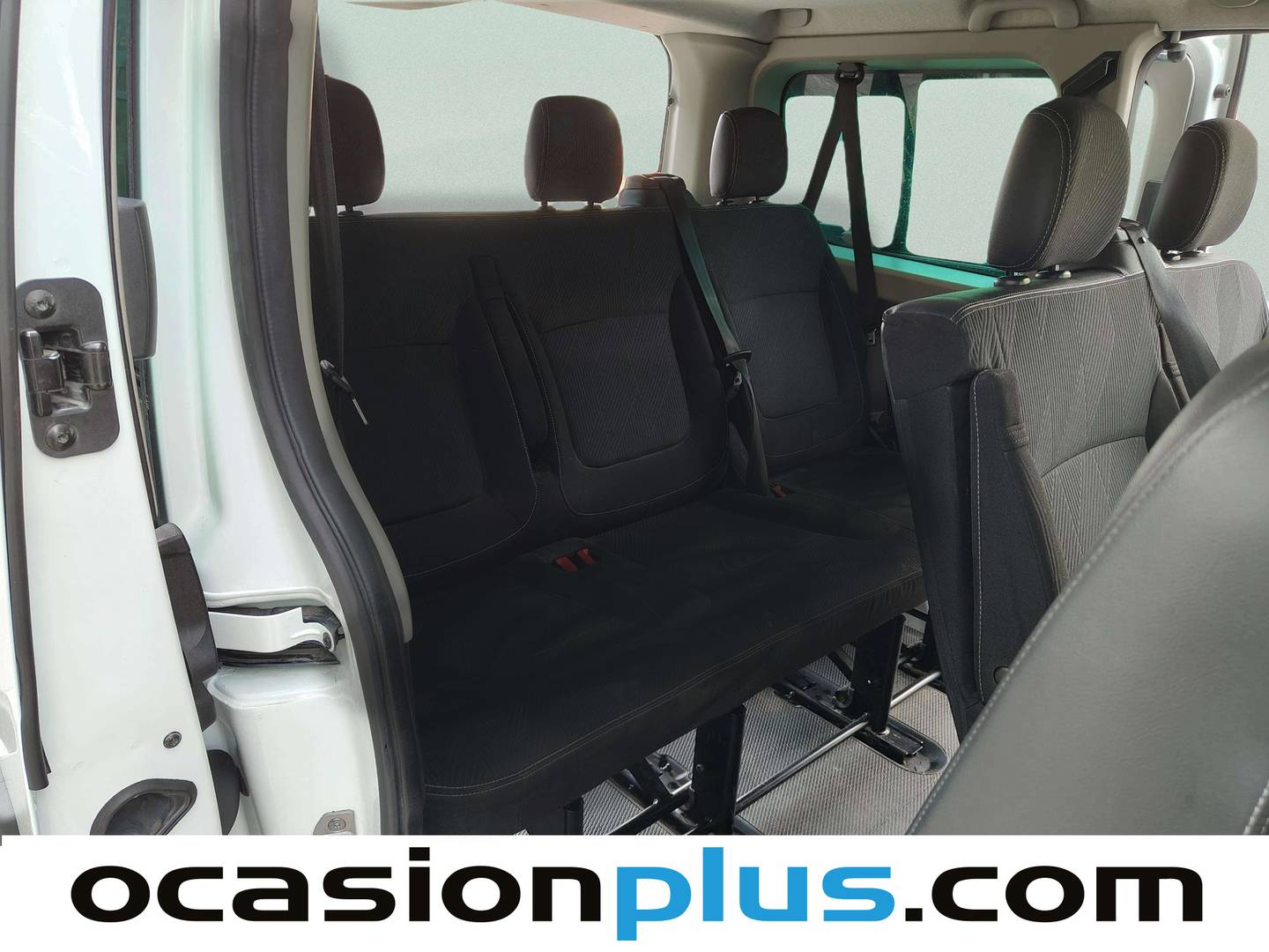 Extras y acabados del Renault Trafic Renault Trafic Passenger Energy dCi (120 CV) 9 Plazas