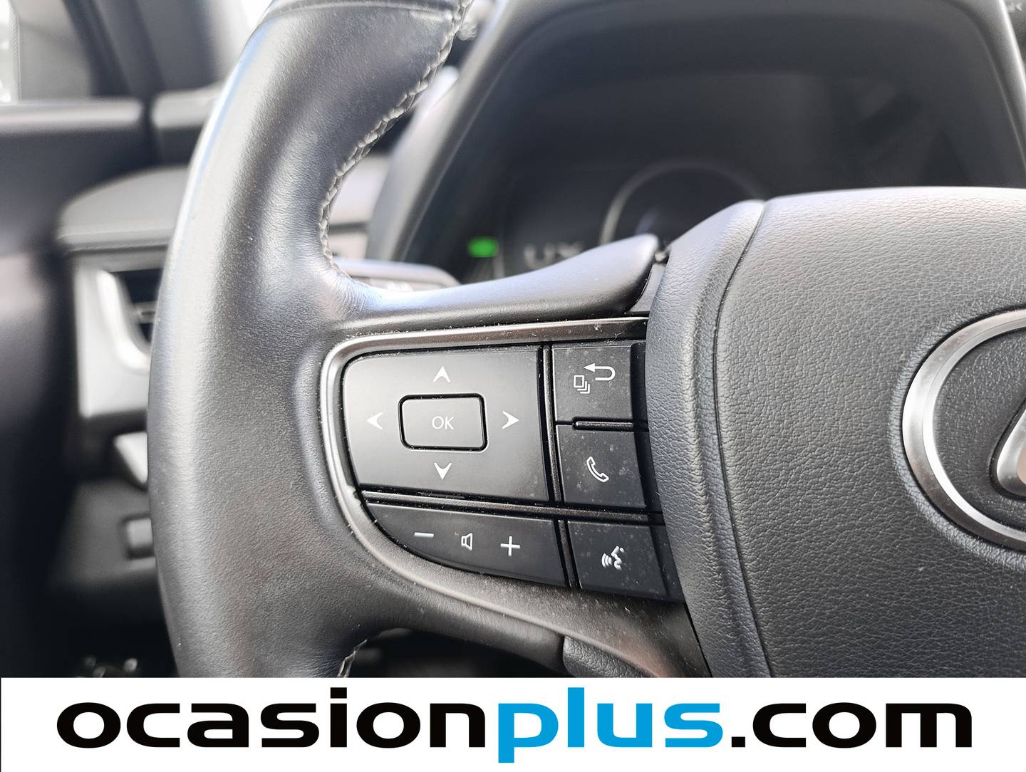 Foto Lexus UX Lexus UX 250h Business 2WD (184 CV)