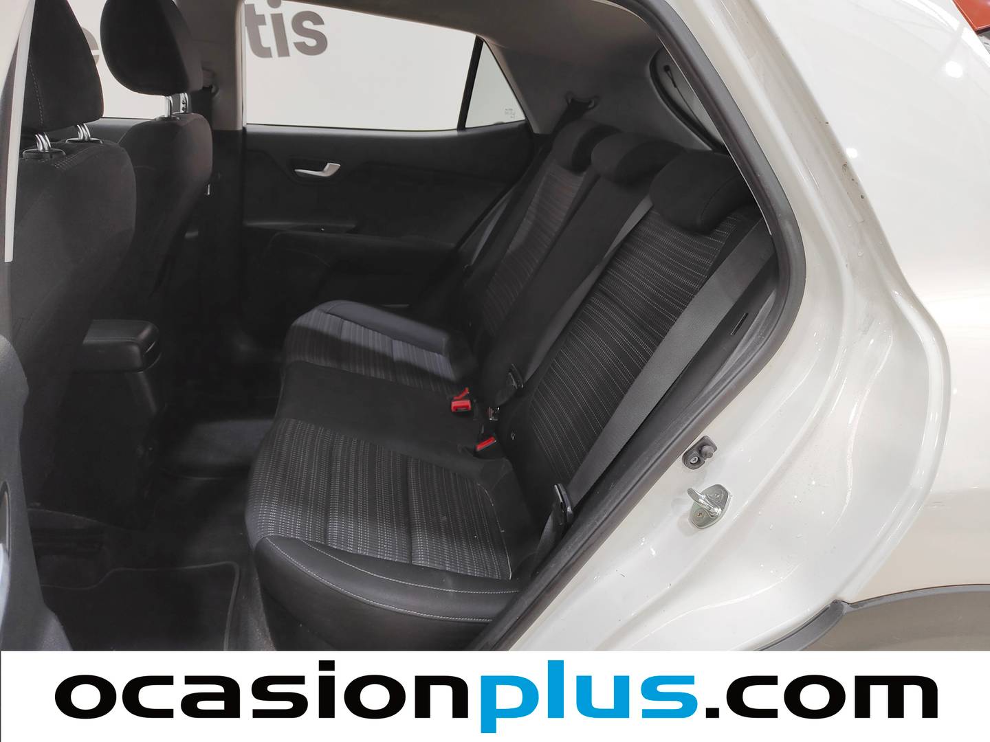 Foto asientos traseros KIA Stonic Kia Stonic 1.6 CRDi VGT Eco-Dynamic Drive (110 CV)