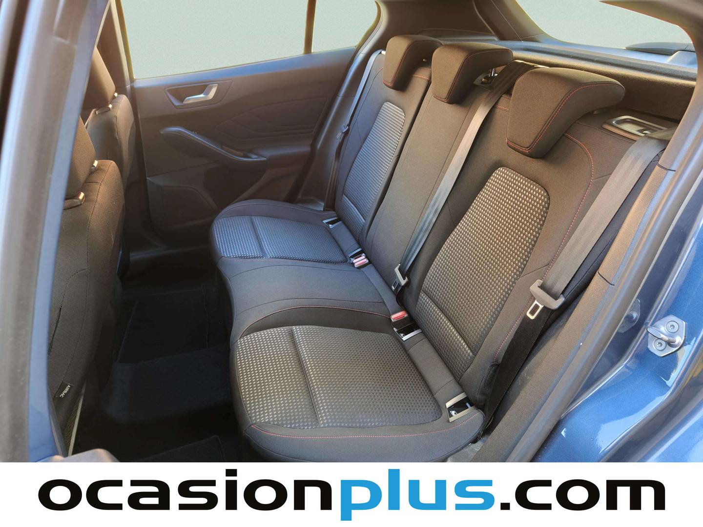 Foto asientos traseros Ford Focus Ford Focus 1.5 Ecoblue ST-Line Auto (115 CV)