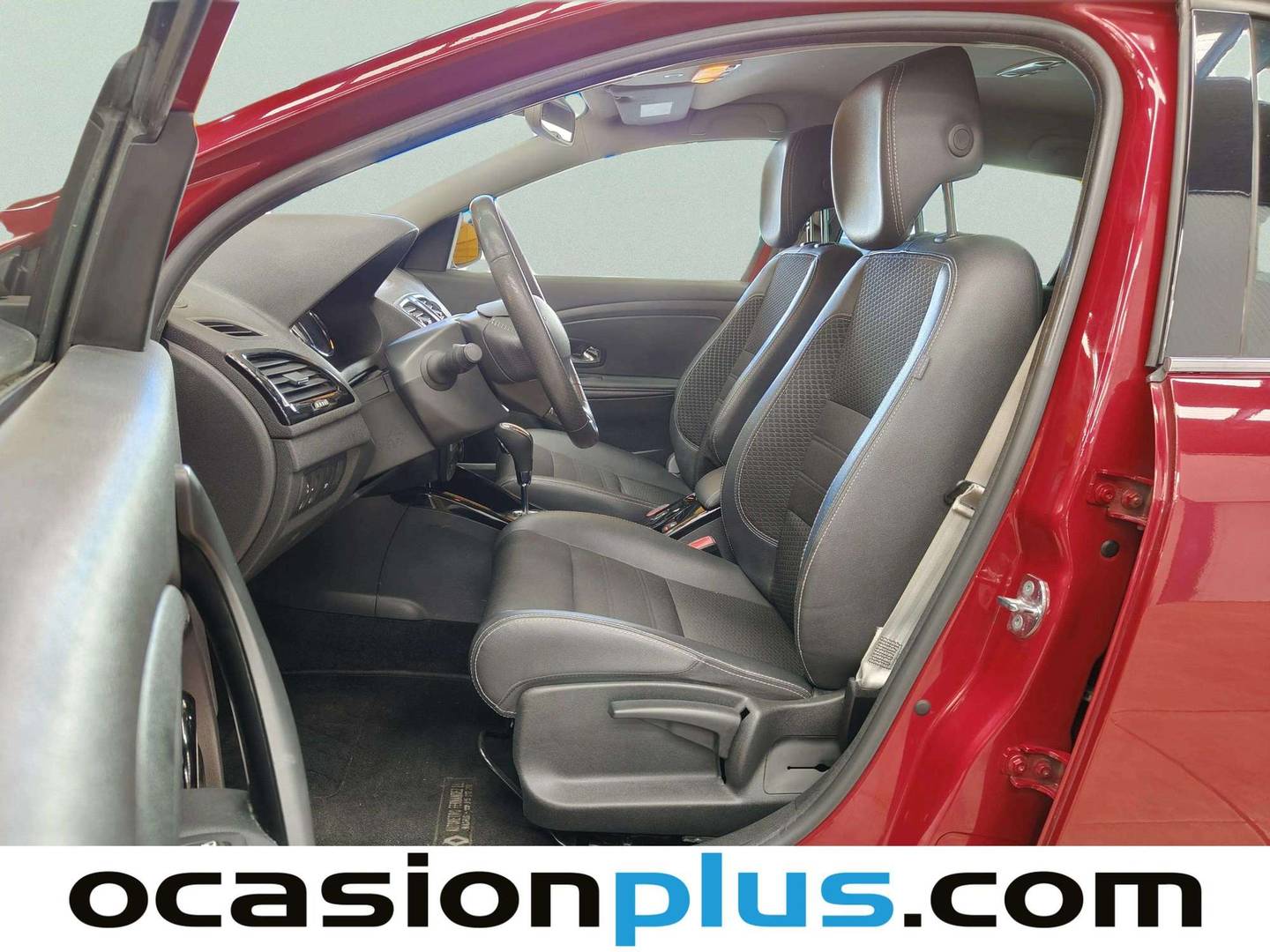 Foto asientos delanteros Renault Mégane Renault Megane Sport Tourer Bose Energy TCe (130 CV) EDC