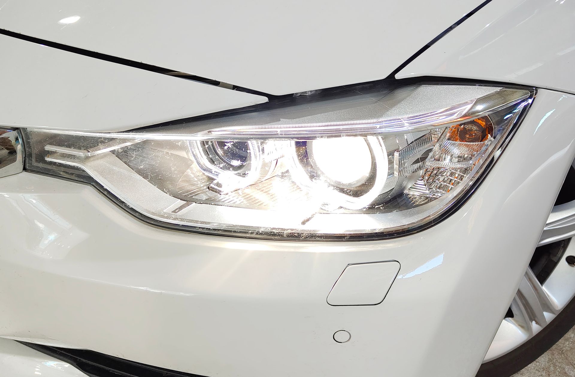 BMW Serie 3 318d - foto 15