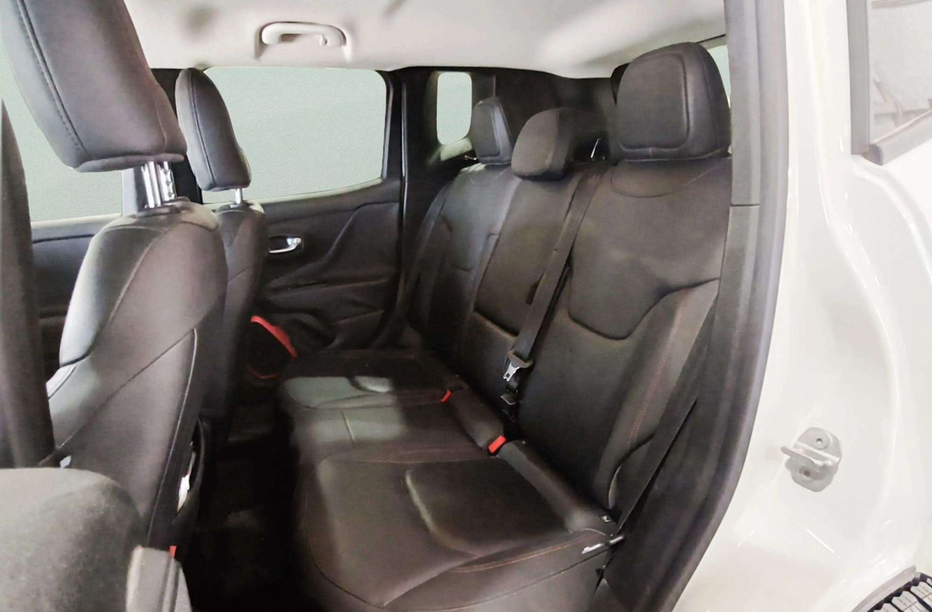 Jeep Renegade 2.0 MultiJet Trailhawk 4x4 AD Low - foto 12