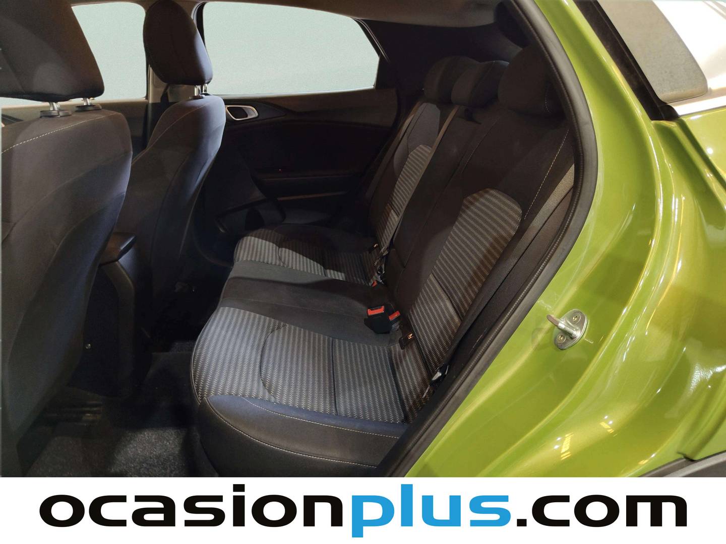 Foto asientos traseros KIA XCeed KIA XCeed 1.0 T-GDi Drive (120 CV)