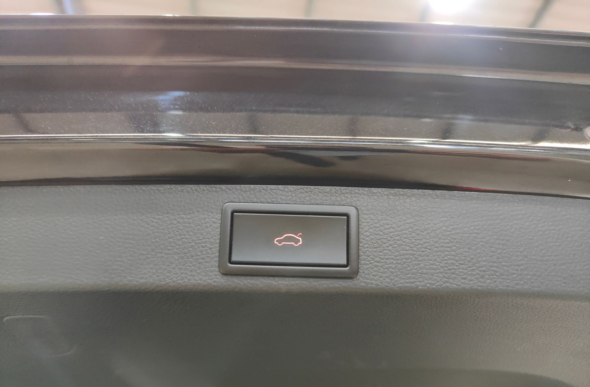 Škoda Karoq 1.5 TSI ACT Sportline DSG - foto 20
