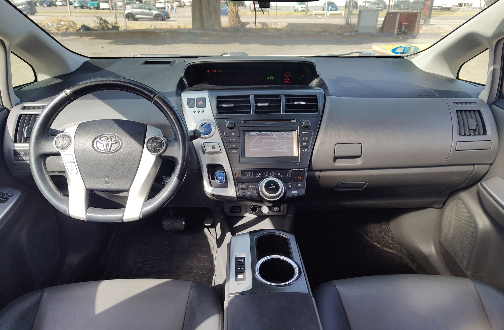 Toyota Prius+ 1.8 hibrido Advance 7 plazas - foto 7