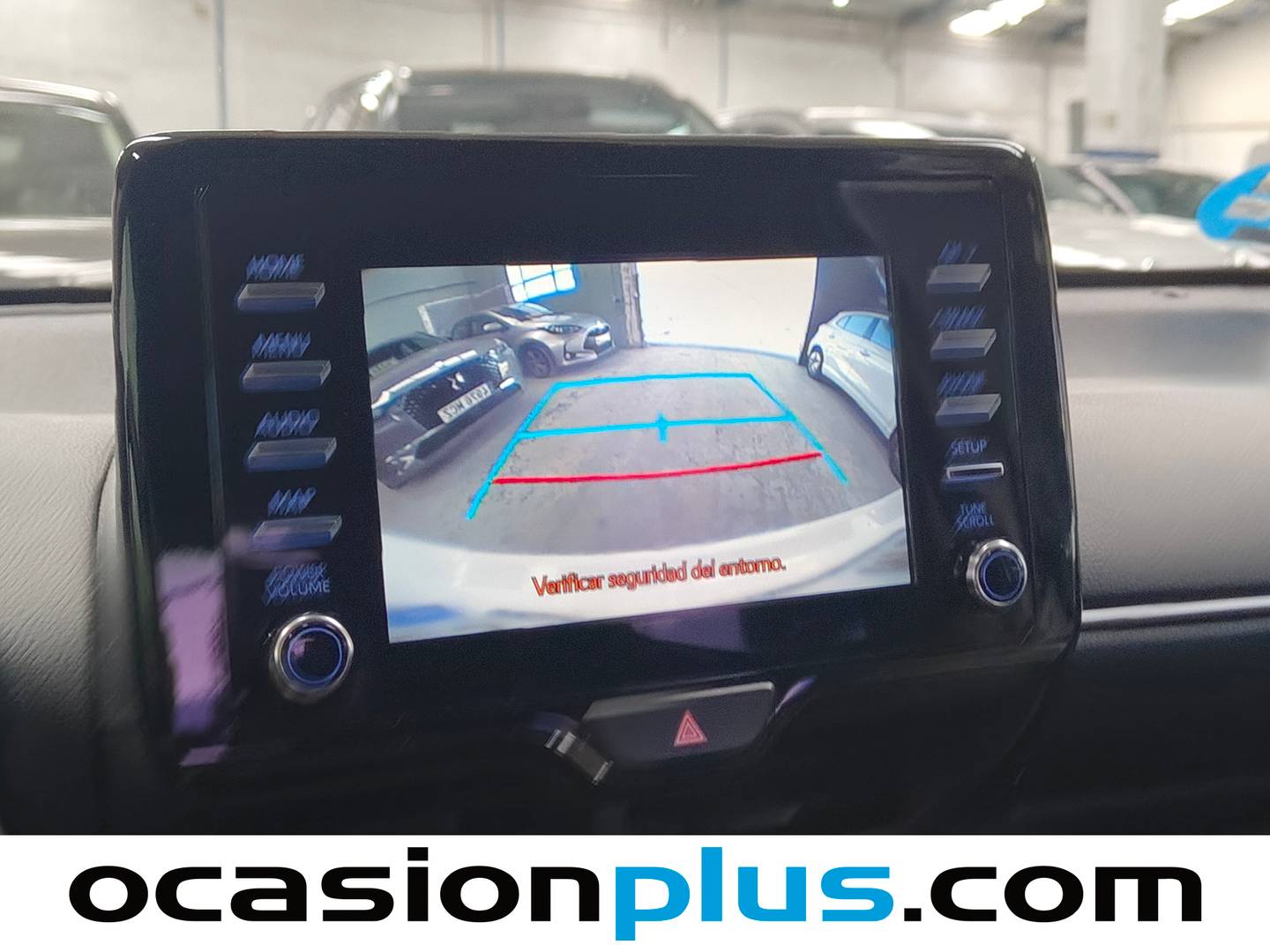 Foto Toyota Yaris Toyota Yaris 120H Business Plus (116 CV)