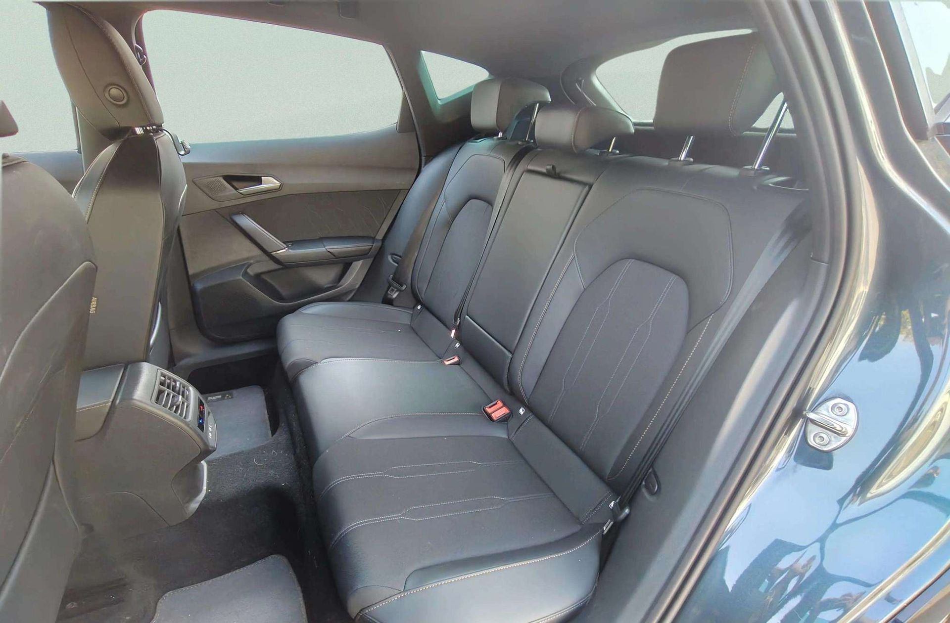 Cupra Formentor 1.5 eTSI DSG - foto 14