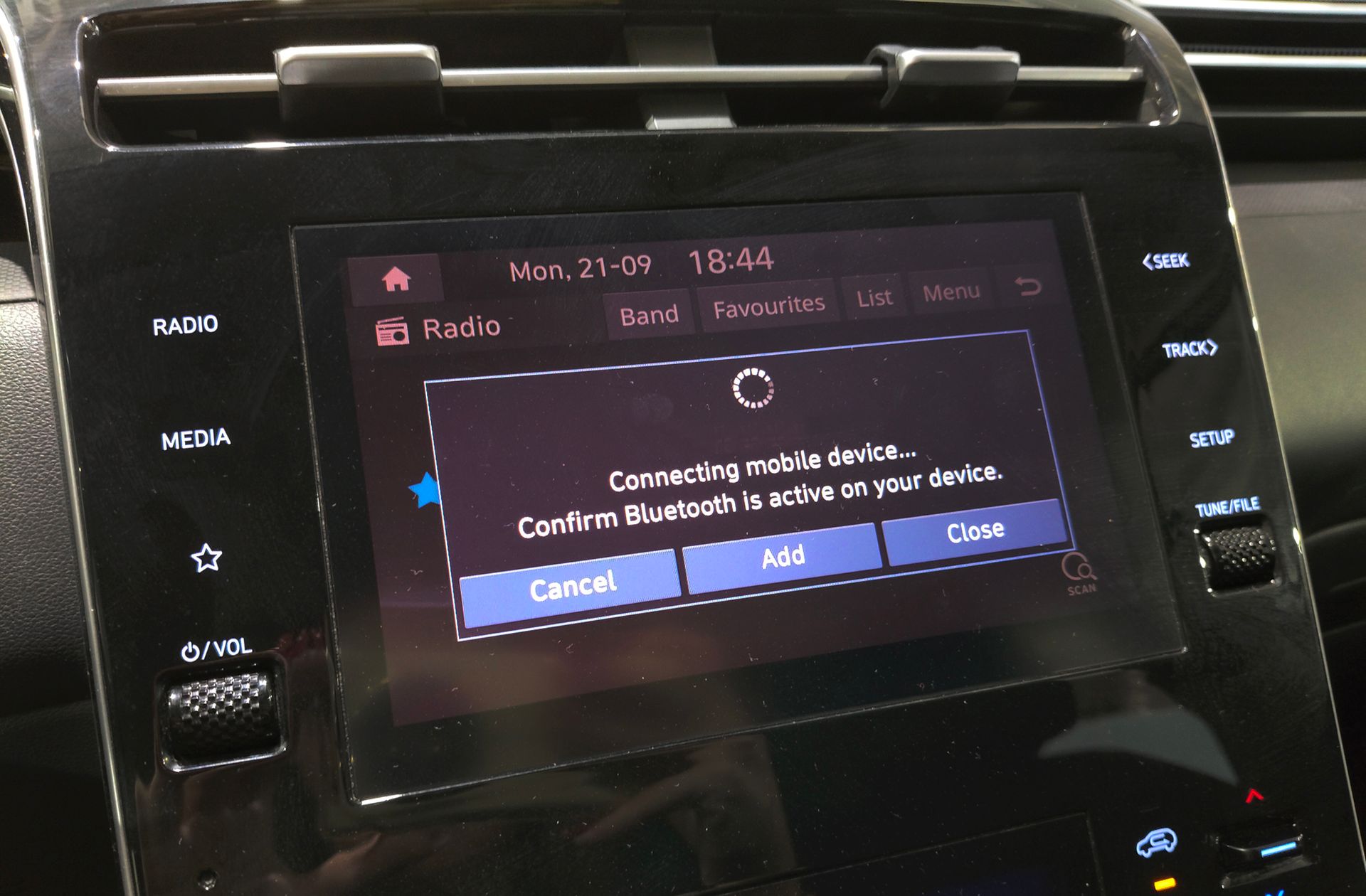 Hyundai Tucson 1.6 CRDi Maxx - foto 30