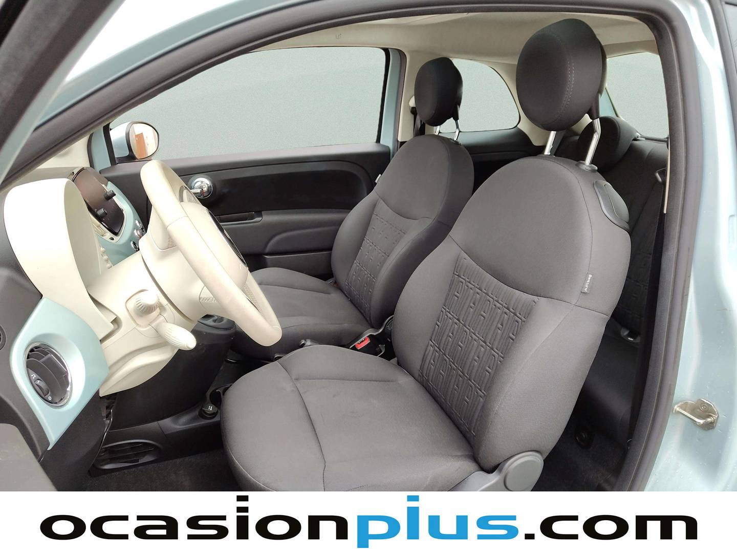 Foto asientos delanteros Fiat 500 Fiat 500 1.0 Hybrid Dolcevita (70 CV)