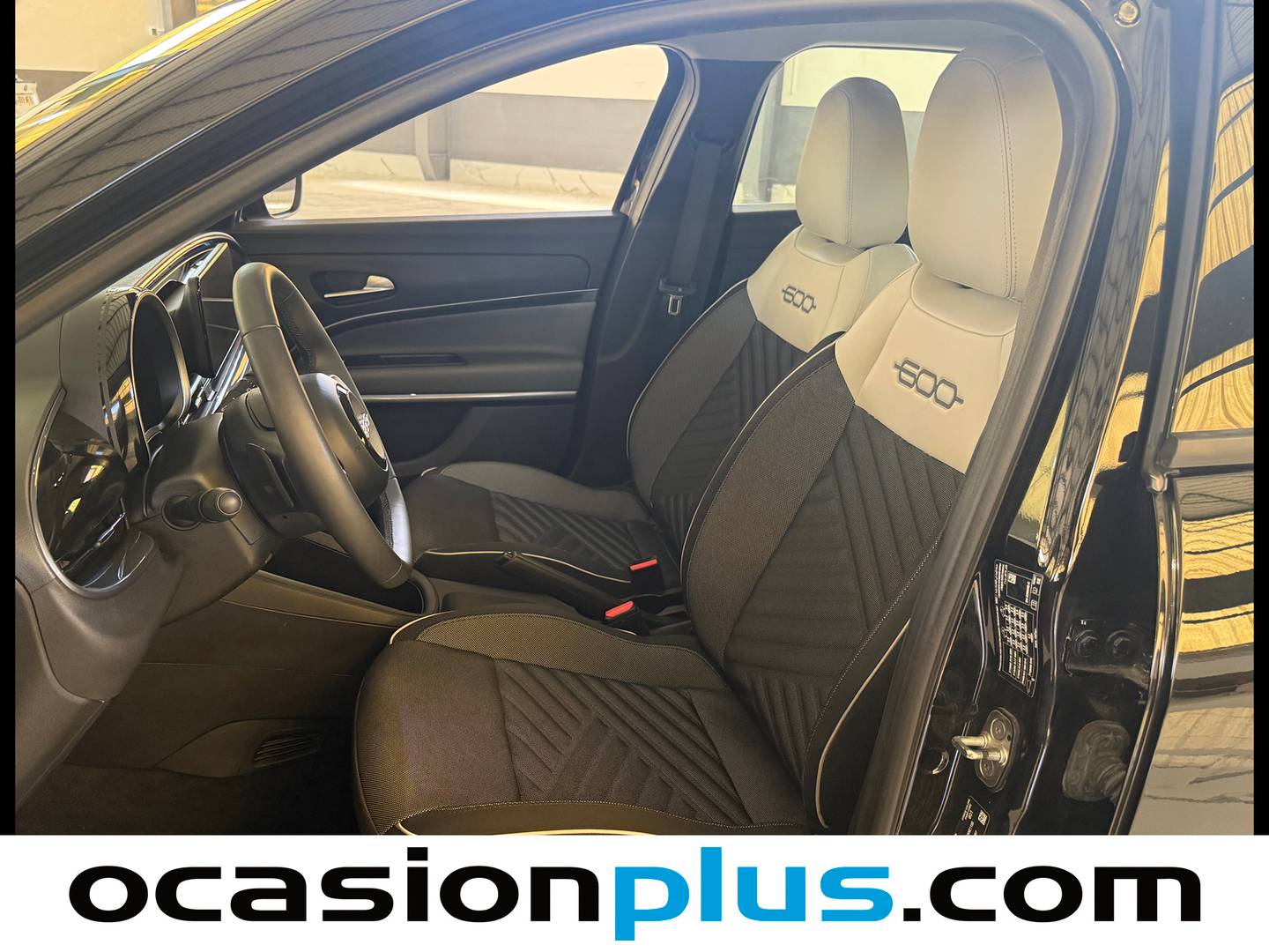 Foto asientos delanteros Fiat 600 Fiat 600 1.2 MHEV DDCT (100 CV)